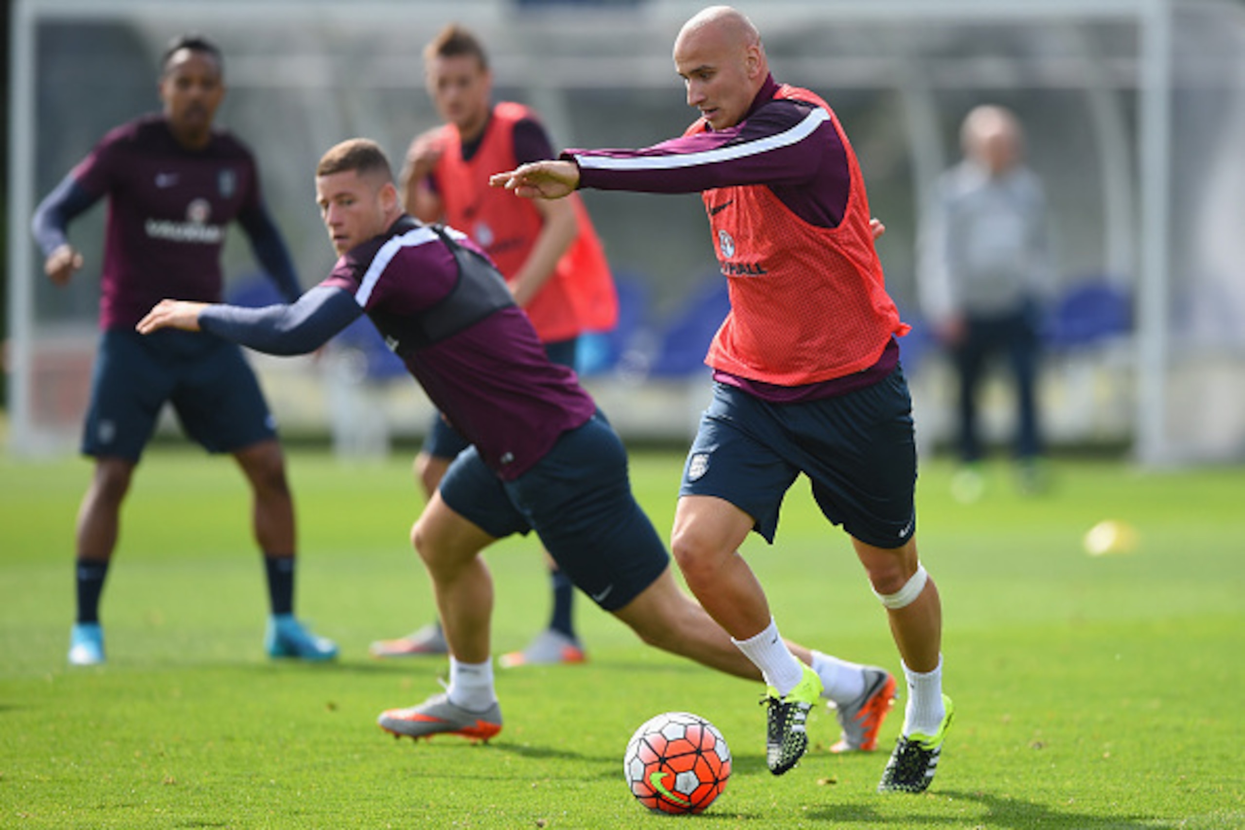 ENFIELD, ENGLAND - SEPTEMBER 07:  Jonjo Shelvey of England during a training session at Tottenham Hotspur Training Centre on September 7, 2015 in Enfield, England.  (Photo by Shaun Botterill/Getty Images)