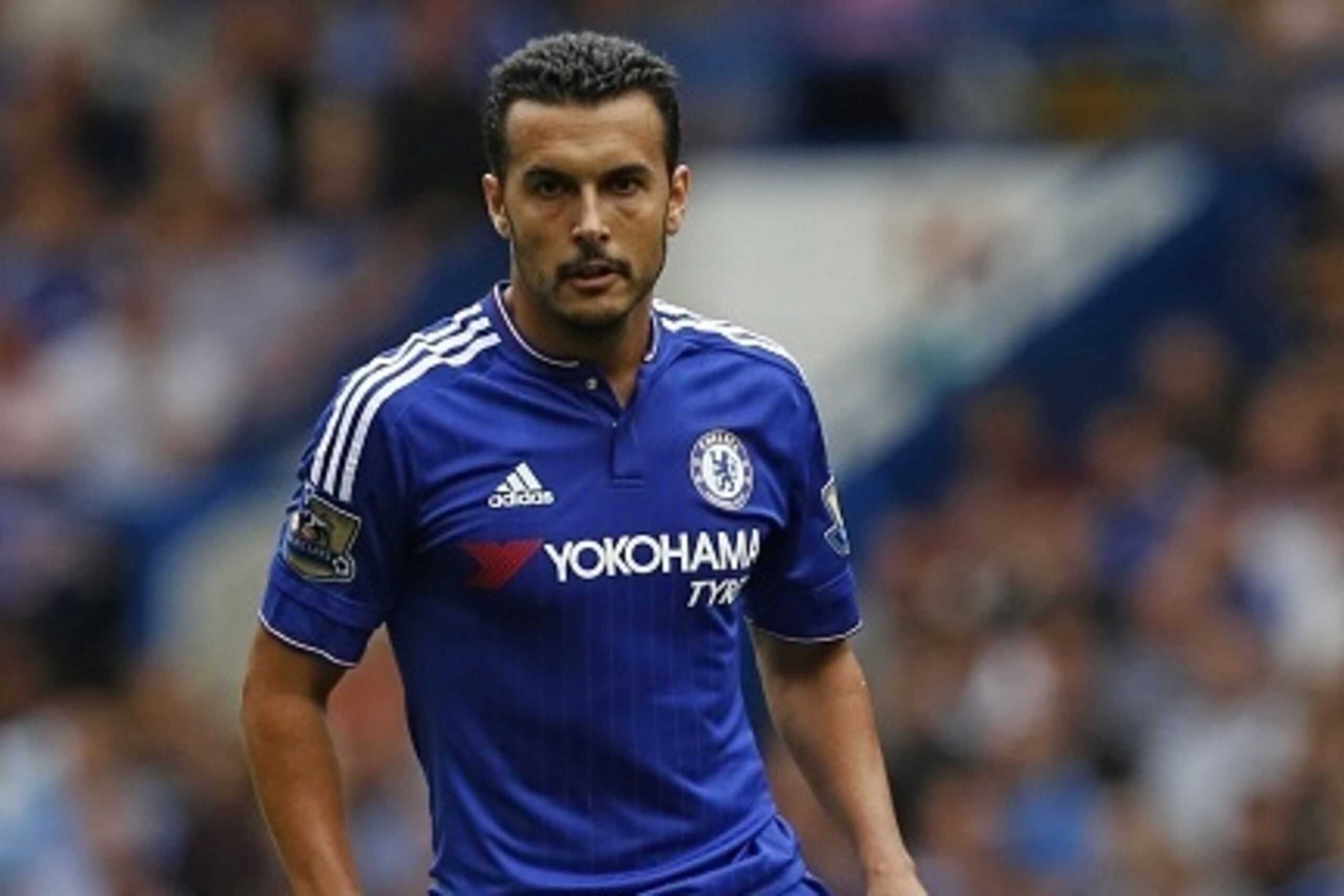 Chelsea's Spanish midfielder Pedro runs with the ball during the English Premier League football match between Chelsea and Crystal Palace at Stamford Bridge in London on August 29, 2015. Crystal Palace won the game 2-1. AFP PHOTO / IAN KINGTON
RESTRICTED Chelsea's Spanish midfielder Pedro runs with the ball during the English Premier League football match between Chelsea and Crystal Palace at Stamford Bridge in London on August 29, 2015. Crystal Palace won the game 2-1. AFP PHOTO / IAN KINGTON
RESTRICTED