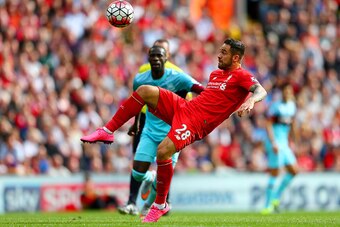 LIVERPOOL, ENGLAND - AUGUST 29: Danny Ings of Liverpool in action during the Barclays Premier League match between Liverpool and West Ham United at Anfield on August 29, 2015 in Liverpool, England. (Photo by Clive Mason/Getty Images) LIVERPOOL, ENGLAND - AUGUST 29: Danny Ings of Liverpool in action during the Barclays Premier League match between Liverpool and West Ham United at Anfield on August 29, 2015 in Liverpool, England. (Photo by Clive Mason/Getty Images)