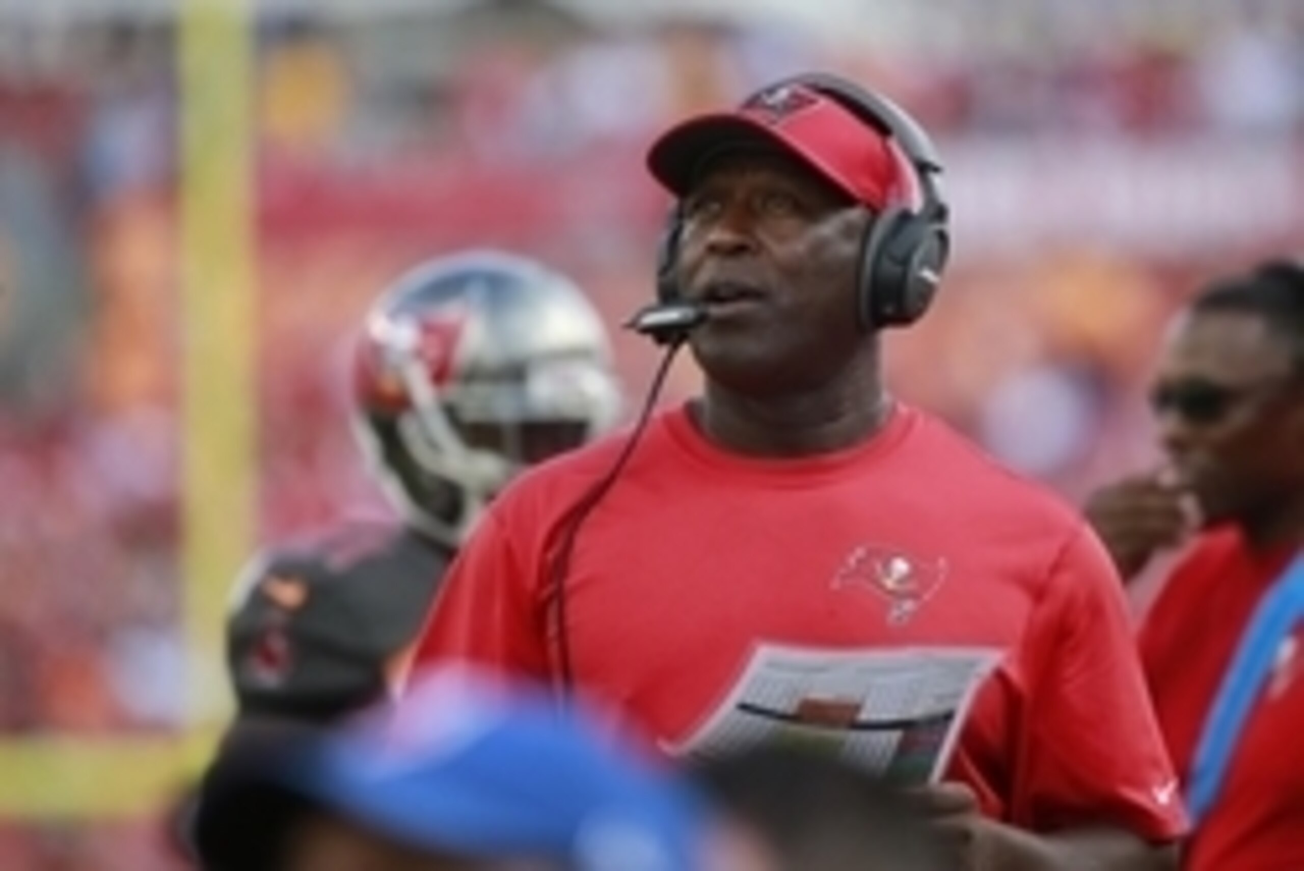 Sep 13, 2015; Tampa, FL, USA; Tampa Bay Buccaneers head coach Lovie Smith looks up against the Tennessee Titans during the first half at Raymond James Stadium. Mandatory Credit: Kim Klement-USA TODAY Sports
