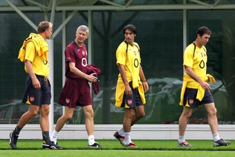 Wenger in 2005 with Bergkamp, Pires and Keown.