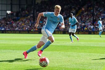 LONDON, ENGLAND - SEPTEMBER 12:  Kevin De Bruyne of Manchester City in action during the Barclays Premier League match between Crystal Palace and Manchester City at Selhurst Park on September 12, 2015 in London, United Kingdom.  (Photo by Mike Hewitt/Gett