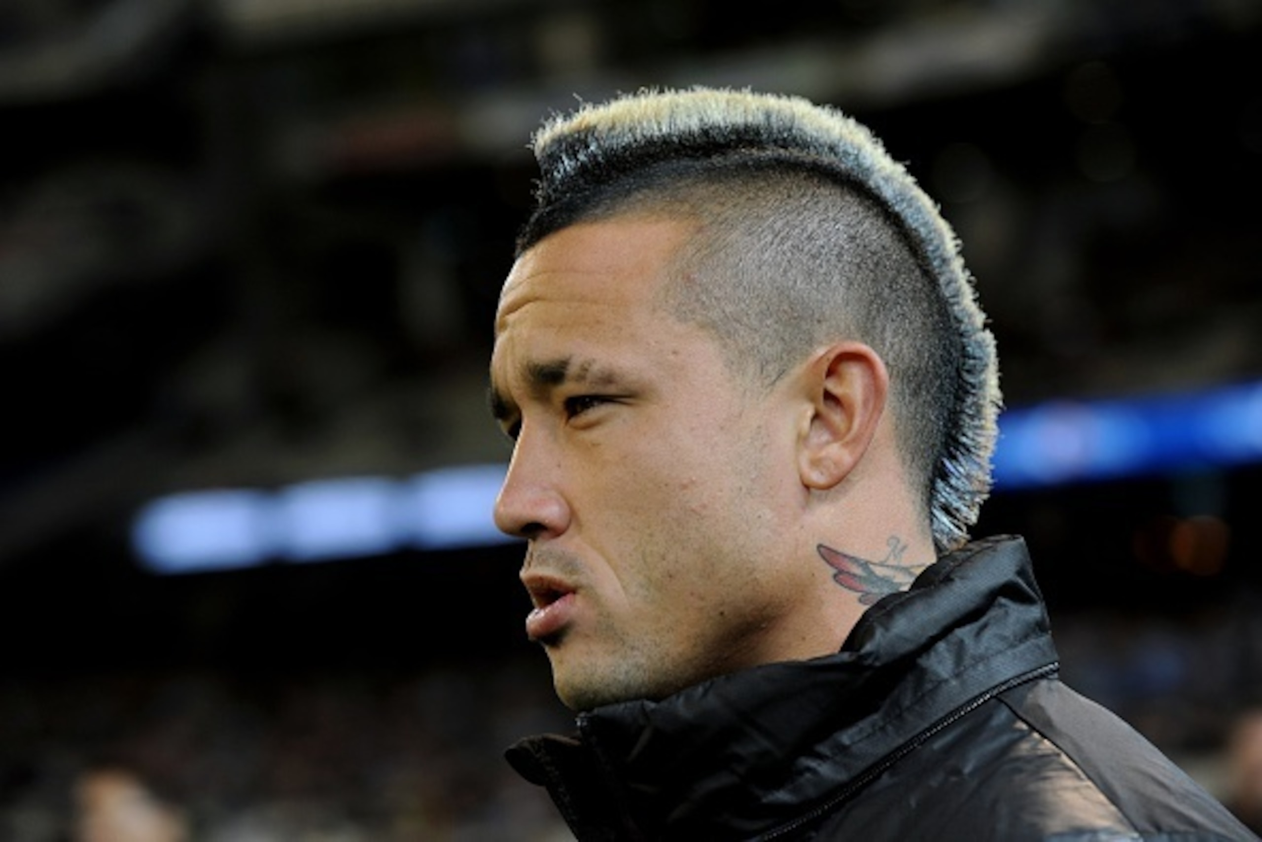 Radja Nainggolan of AS Roma looks on during the International Champions Cup football match between English Premier League team Manchester City and Italian side AS Roma  in Melbourne on July 21, 2015. AFP PHOTO / Mal FAIRCLOUGH -- IMAGE RESTRICTED TO EDITO