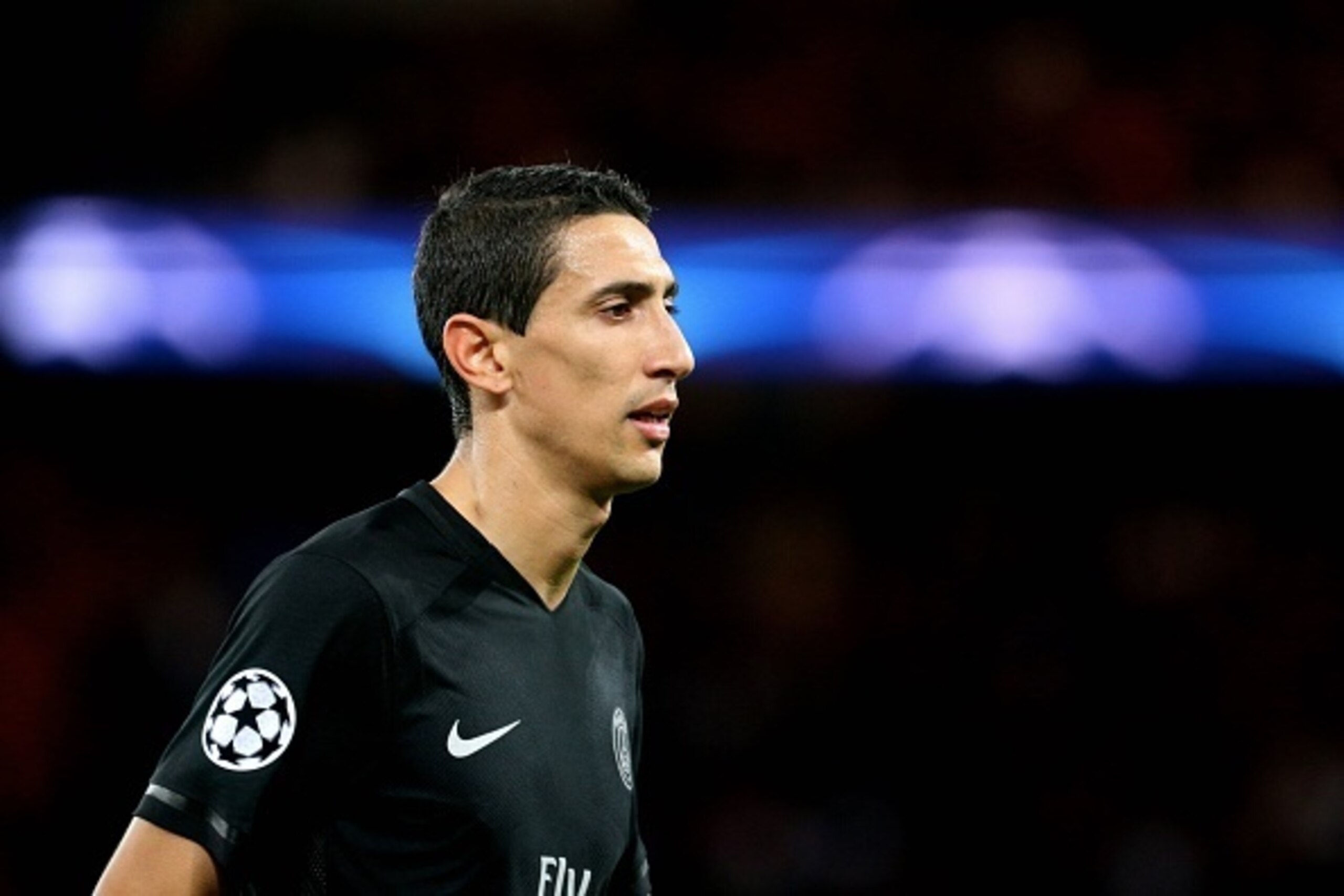 PARIS, FRANCE - SEPTEMBER 15:  Angel Di Maria of Paris Saint-Germain reacts during the UEFA Champions League between Paris Saint-Germain and Malmo FF at Parc Des Princes on September 15, 2015 in Paris, France.  (Photo by Xavier Laine/Getty Images)