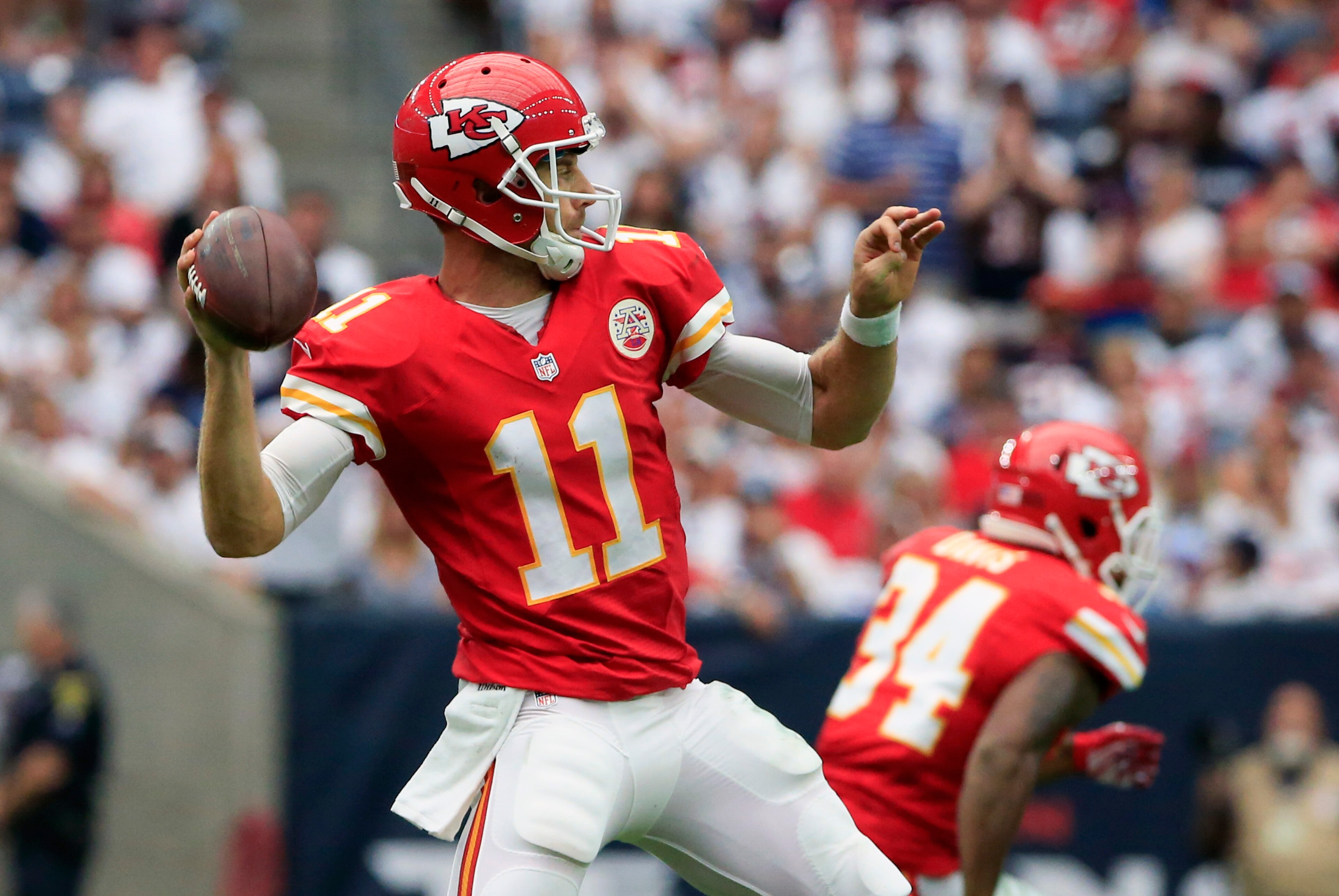 Sep 13, 2015; Houston, TX, USA; Kansas City Chiefs quarterback Alex Smith (11) throws during the game against the Houston Texans at NRG Stadium. Mandatory Credit: Kevin Jairaj-USA TODAY Sports Sep 13, 2015; Houston, TX, USA; Kansas City Chiefs quarterback Alex Smith (11) throws during the game against the Houston Texans at NRG Stadium. Mandatory Credit: Kevin Jairaj-USA TODAY Sports