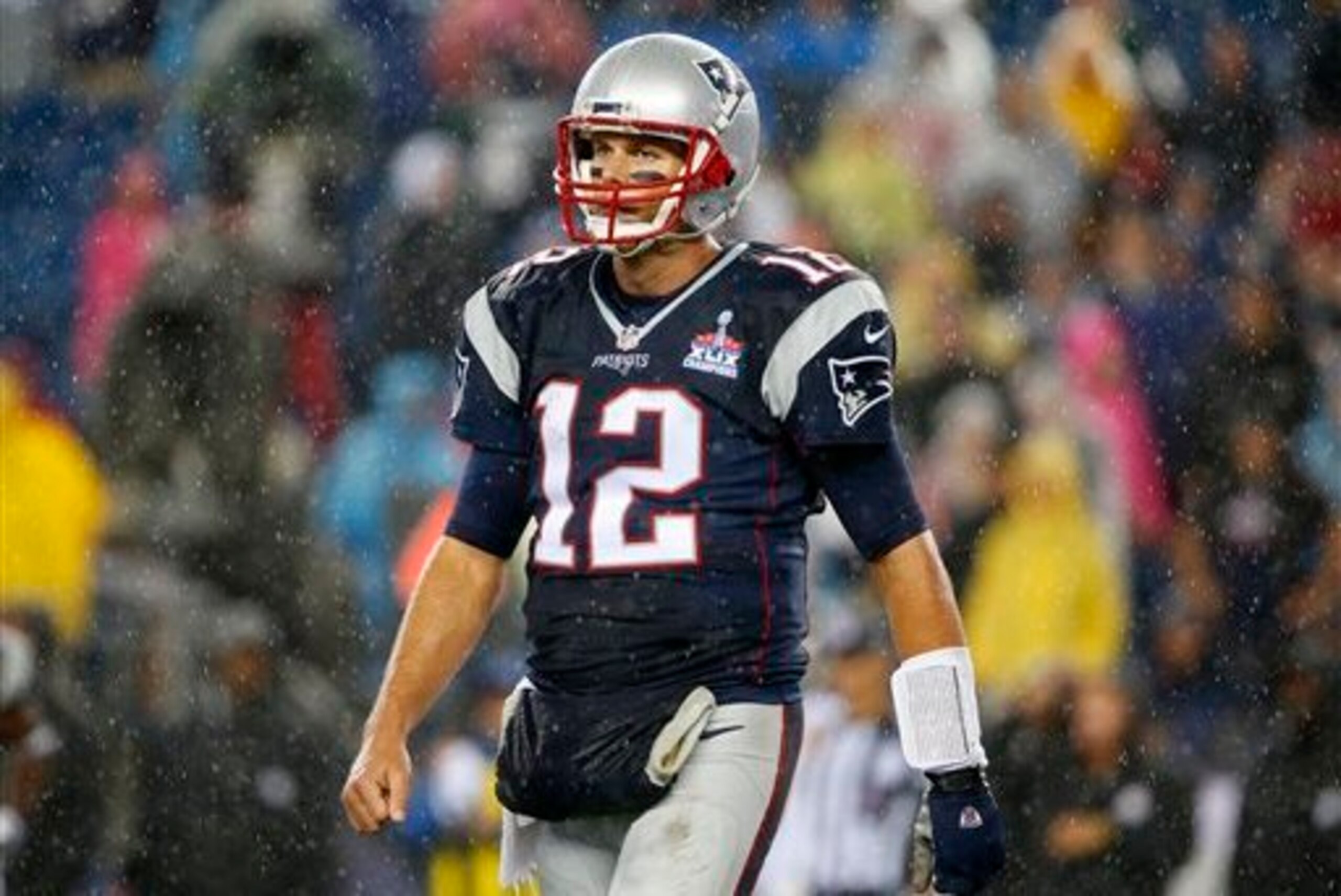 Are Tom Brady and the Patriots a shoo-in for another AFC East title?