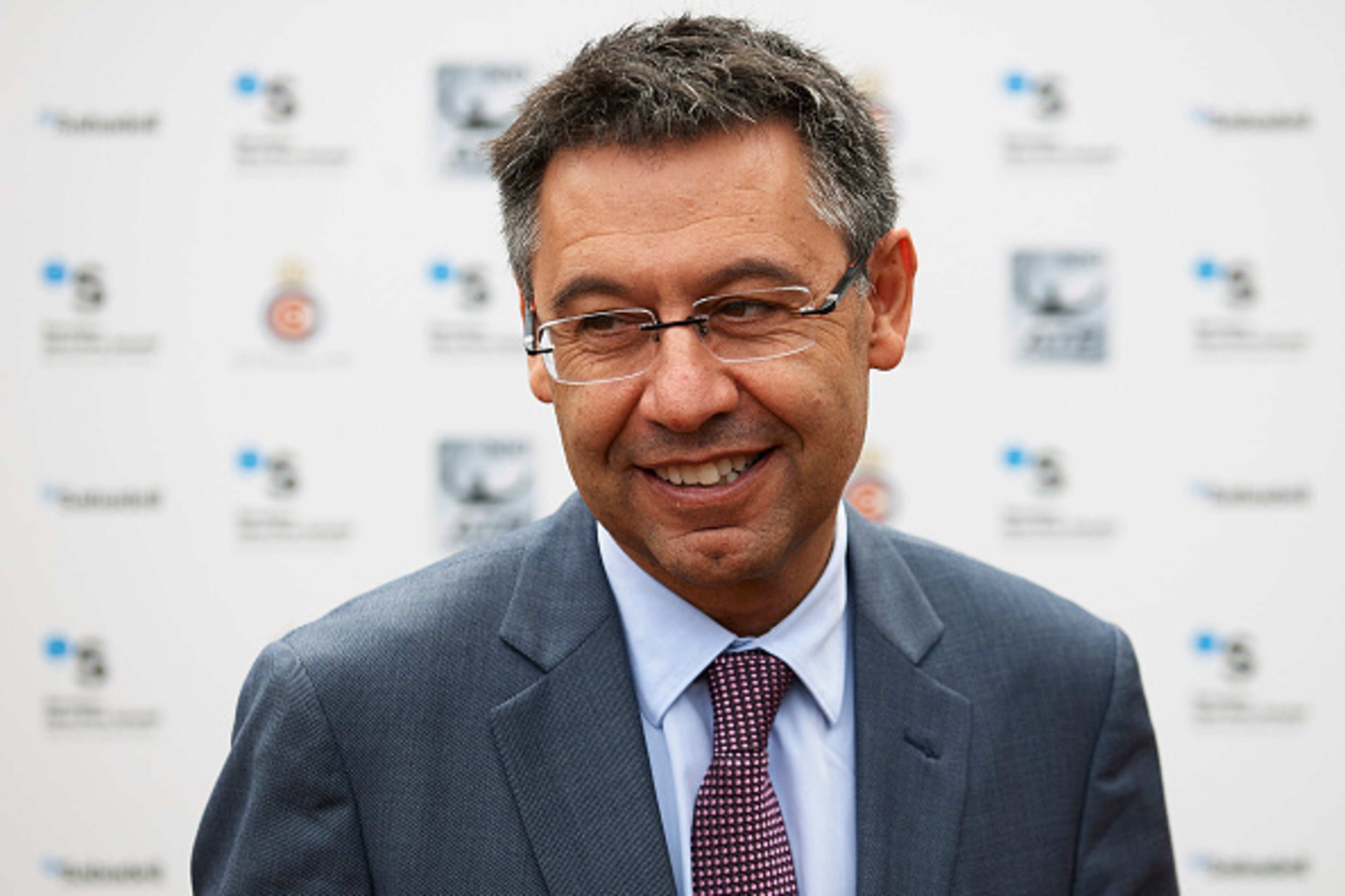 BARCELONA, SPAIN - APRIL 26: Barcelona president Josep Maria Bartomeu attends day seven of the Barcelona Open Banc Sabadell at the Real Club de Tenis Barcelona on April 26, 2015 in Barcelona, Spain. (Photo by fotopress/Getty Images) BARCELONA, SPAIN - APRIL 26: Barcelona president Josep Maria Bartomeu attends day seven of the Barcelona Open Banc Sabadell at the Real Club de Tenis Barcelona on April 26, 2015 in Barcelona, Spain. (Photo by fotopress/Getty Images)