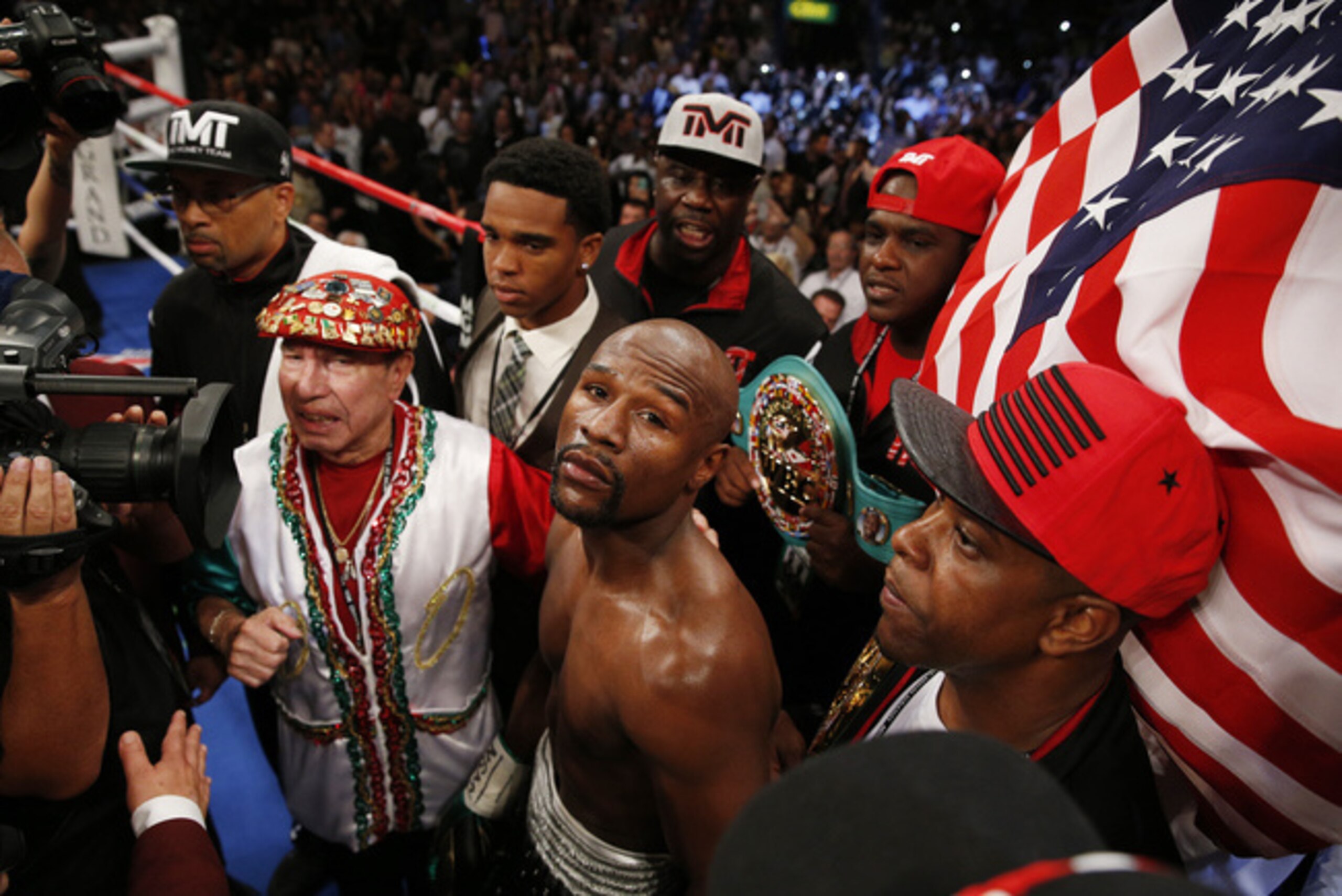 Beating Marciano's record would enrich Mayweather's claims to being the best boxer ever.