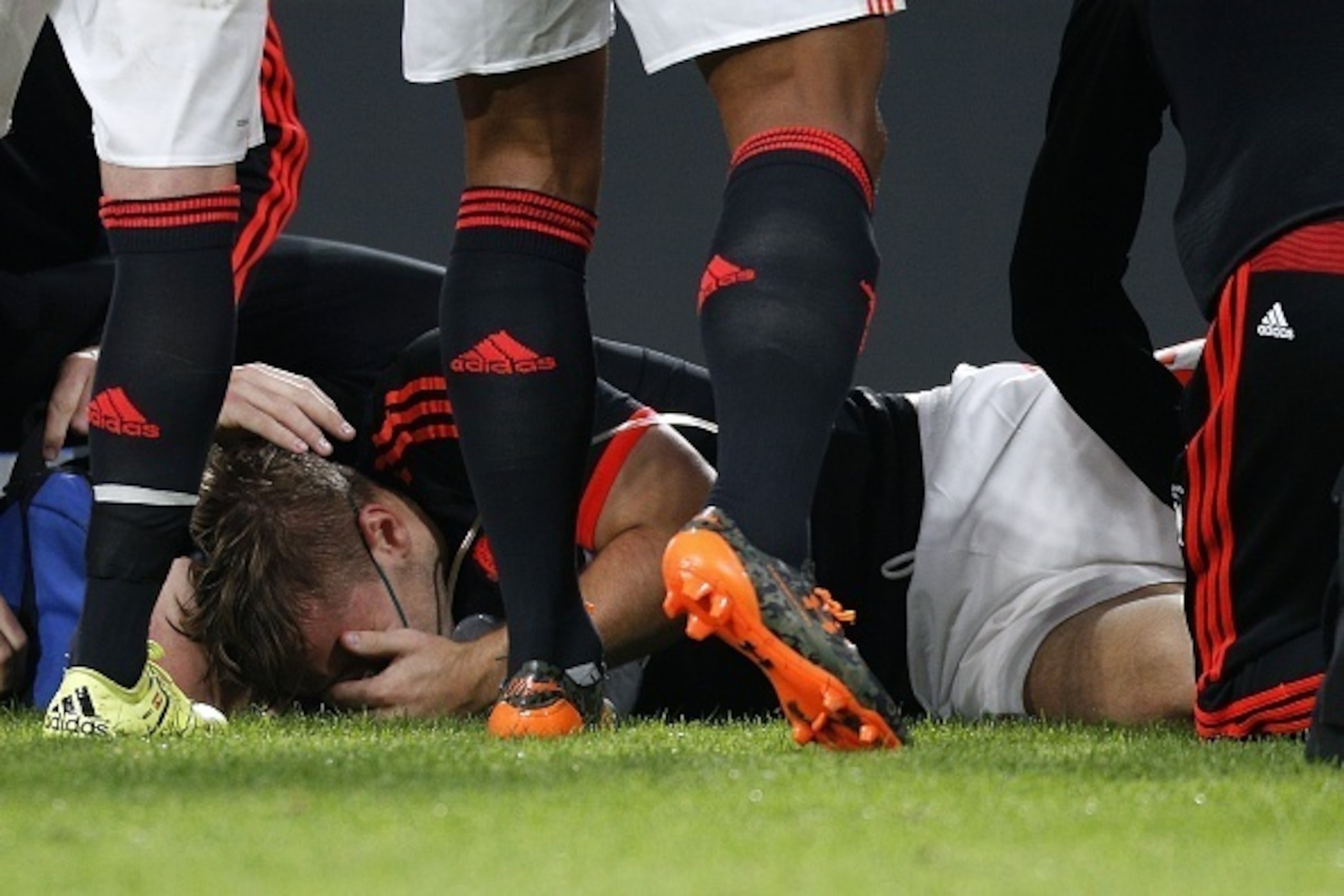 Luke Shaw of Manchester United FC during the UEFA Champions League group B match between PSV Eindhoven and Manchester United on September 15, 2015 at the Philips stadium in Eindhoven, The Netherlands.(Photo by VI Images via Getty Images)