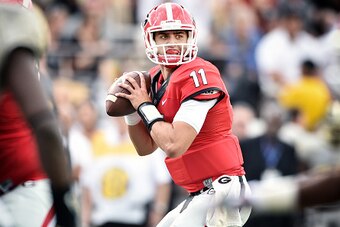 NASHVILLE, TN - SEPTEMBER 12:  Quarterback Greyson Lambert #11 of the Georgia Bulldogs looks for a receiver against the Vanderbilt Commodores at Vanderbilt Stadium on September 12, 2015 in Nashville, Tennessee.  (Photo by Ronald C. Modra/Sports Imagery/Ge