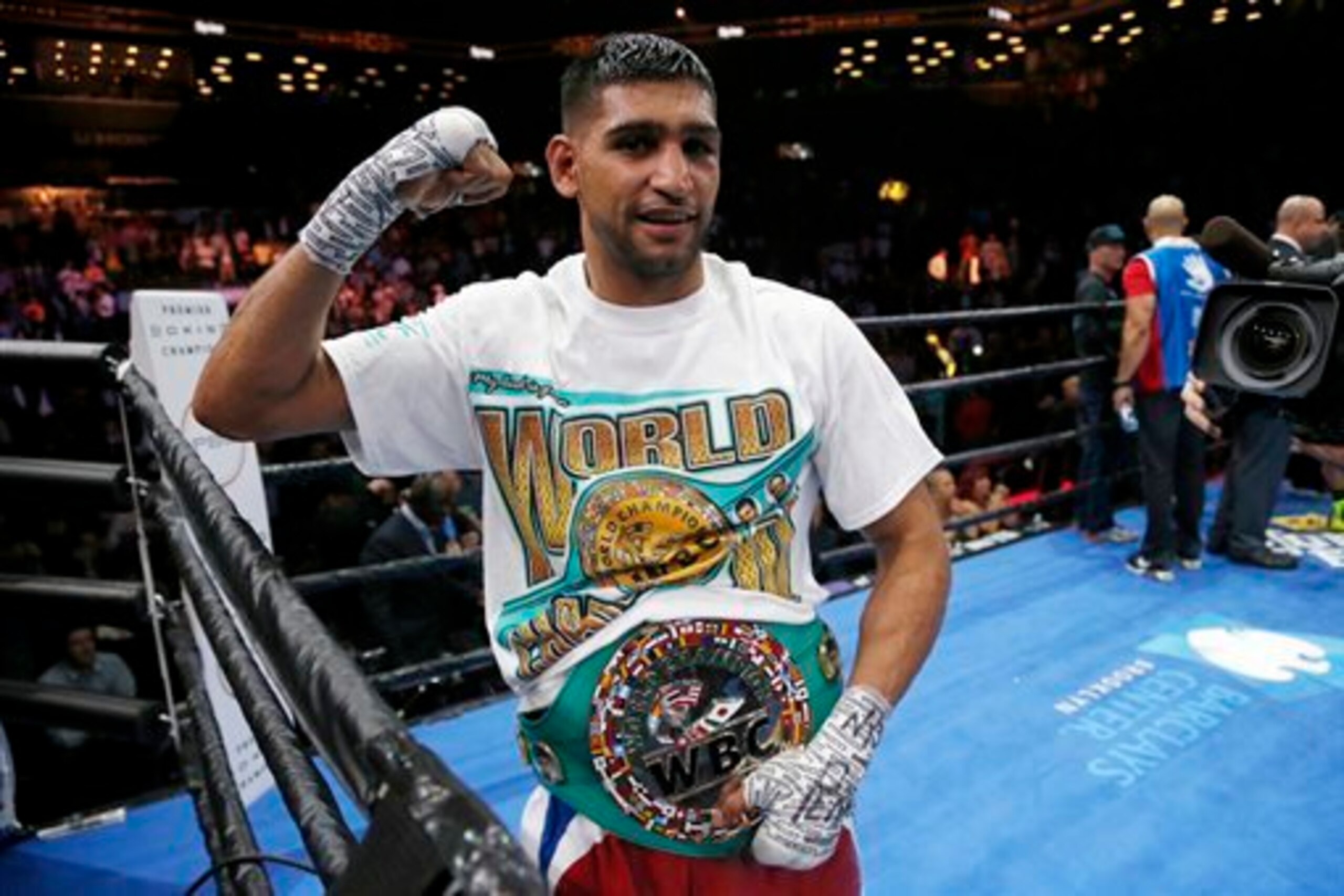 Khan insists he's walking toward a fight with Pacquiao.