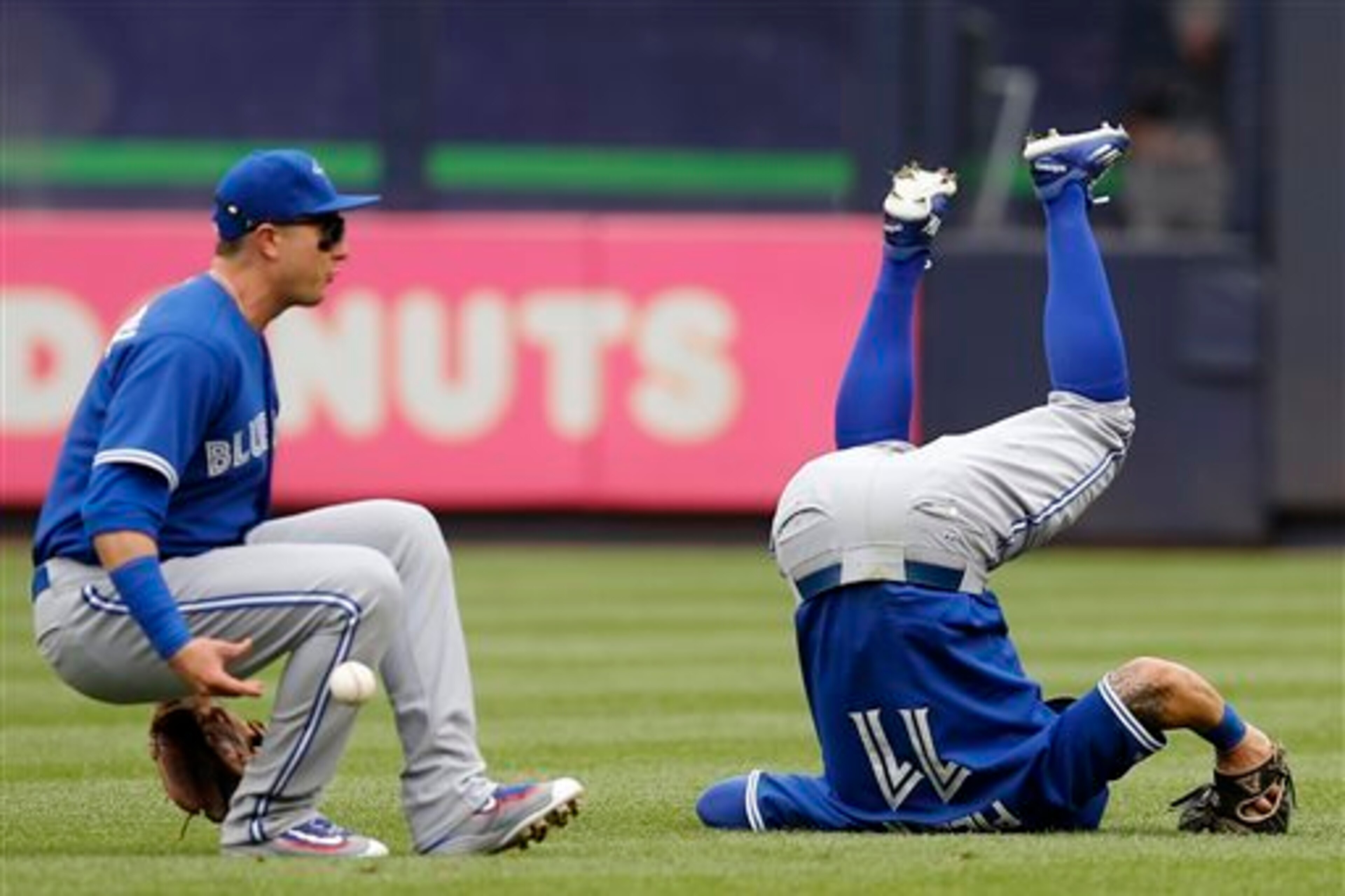 Troy Tulowitzki got hurt on the real grass at Yankee Stadium, not the fake stuff at Rogers Centre. Troy Tulowitzki got hurt on the real grass at Yankee Stadium, not the fake stuff at Rogers Centre.