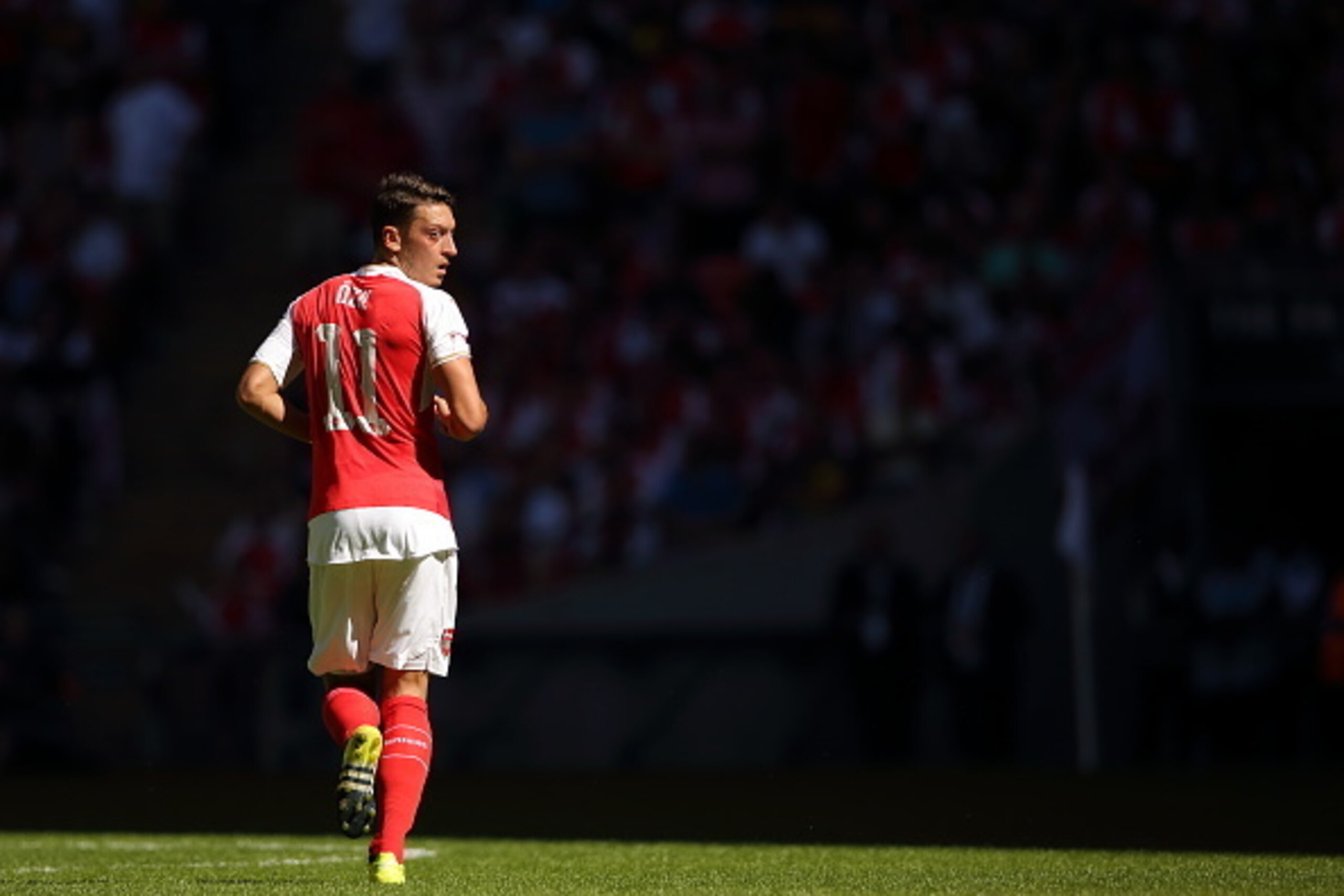 LONDON, ENGLAND -  AUGUST 2:  Mesut Ozil of Arsenal during the FA Community Shield match between Chelsea and Arsenal at Wembley Stadium on August 2, 2015 in London, England.  (Photo by Matthew Ashton - AMA/Getty Images)