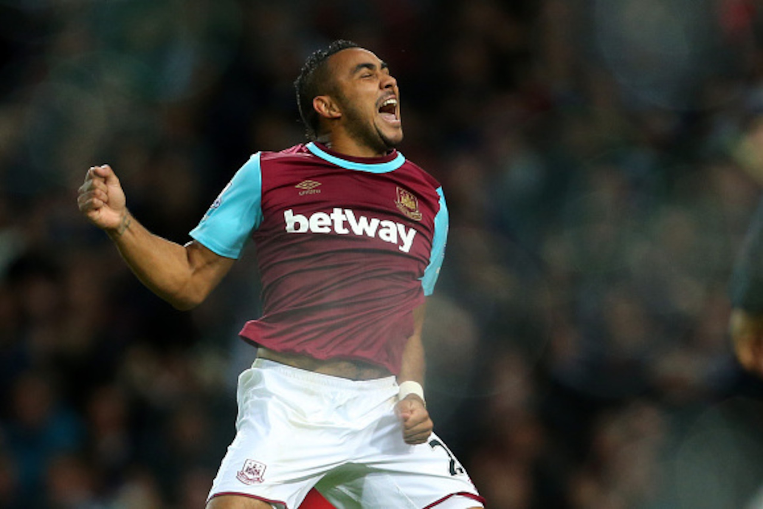 LONDON, ENGLAND - SEPTEMBER 14: Dimitri Payet of West Ham United celebrates after he scores to make it 2-0 during the Barclays Premier League match between West Ham United and Newcastle United on September 14, 2015 in London, United Kingdom. (Photo by C LONDON, ENGLAND - SEPTEMBER 14: Dimitri Payet of West Ham United celebrates after he scores to make it 2-0 during the Barclays Premier League match between West Ham United and Newcastle United on September 14, 2015 in London, United Kingdom. (Photo by C