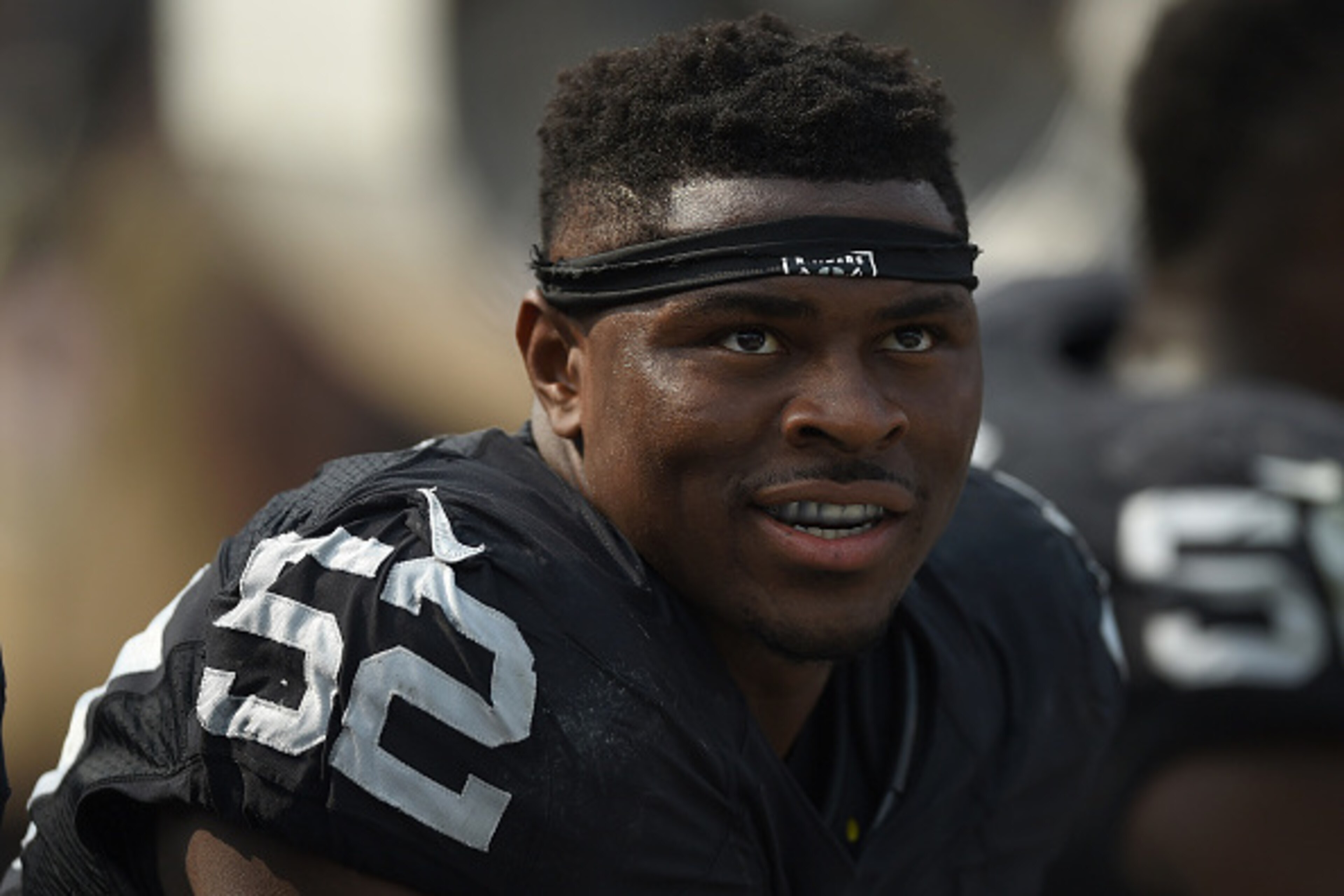 OAKLAND, CA - SEPTEMBER 13: Khalil Mack #52 of the Oakland Raiders looks on from the bench against the Cincinnati Bengals during their NFL game at the O.co Coliseum on September 13, 2015 in Oakland, California. (Photo by Thearon W. Henderson/Getty Image OAKLAND, CA - SEPTEMBER 13: Khalil Mack #52 of the Oakland Raiders looks on from the bench against the Cincinnati Bengals during their NFL game at the O.co Coliseum on September 13, 2015 in Oakland, California. (Photo by Thearon W. Henderson/Getty Image