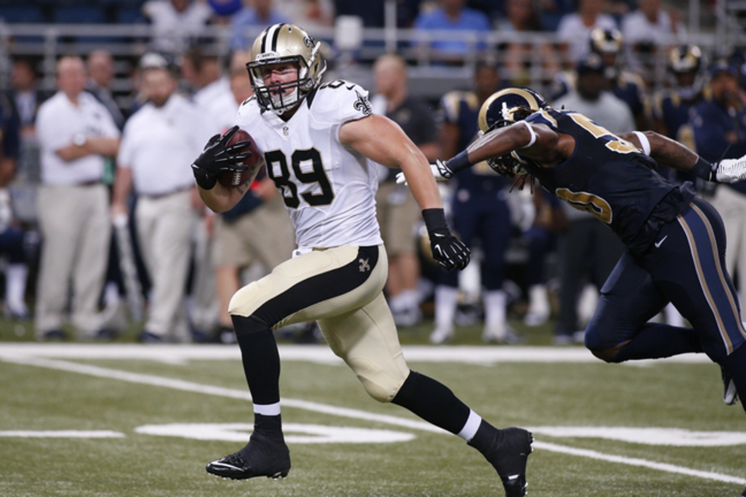 Saints TE Josh Hill