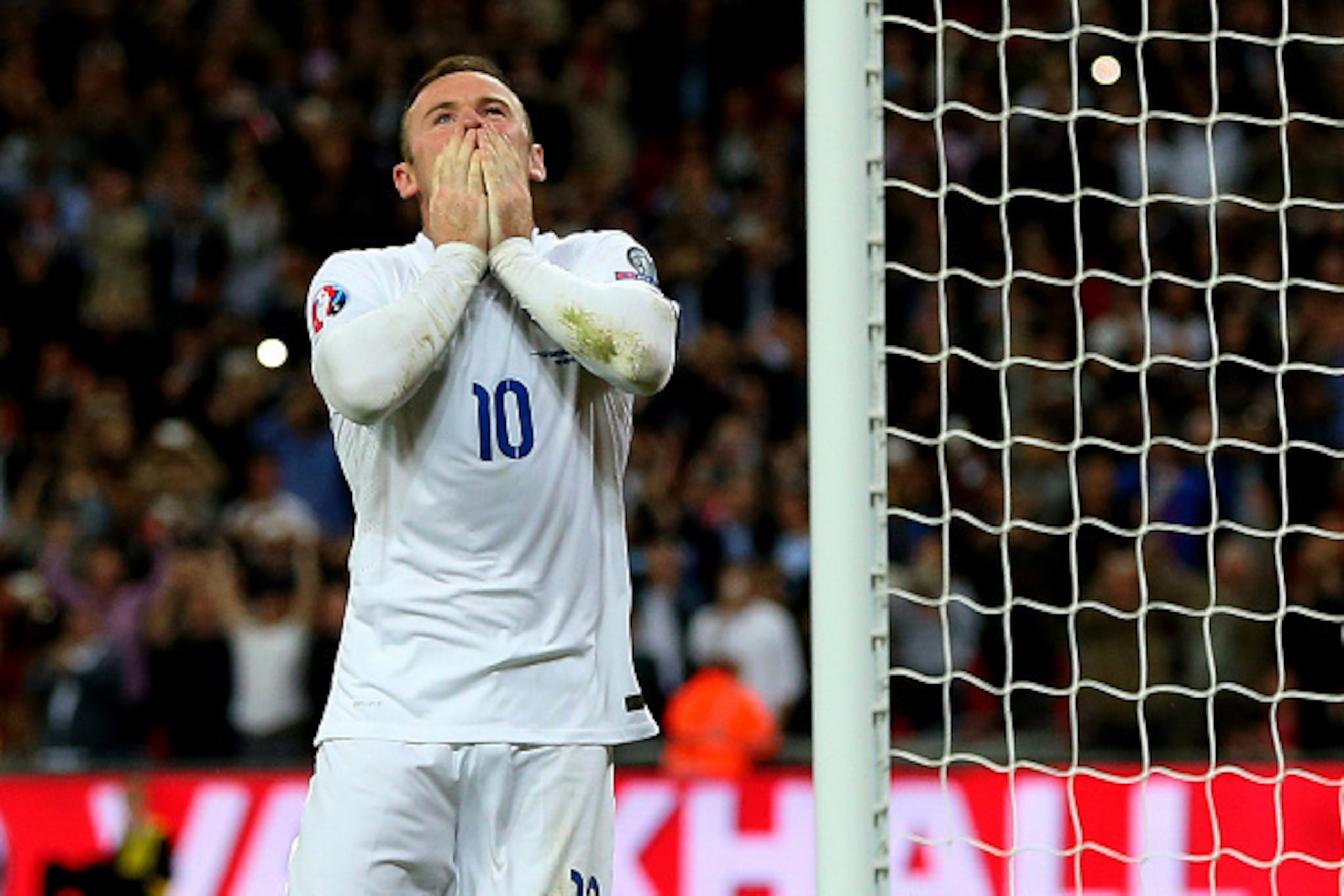 LONDON, ENGLAND - SEPTEMBER 08:  Wayne Rooney of England celebrates after he scores a goal to make it 2-0 and become England's top goalscorer during the UEFA Euro 2016 Qualifier Group E match between England and Switzerland at Wembley Stadium on September