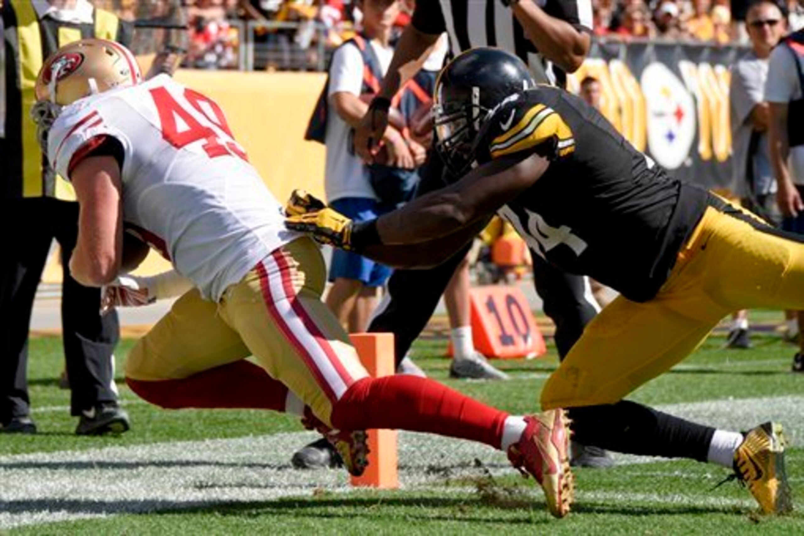 Fourth-and-goal stops, like this incomplete pass from Colin Kaepernick to fullback Bruce Miller, also helped the Steelers keep the Niners in check. Fourth-and-goal stops, like this incomplete pass from Colin Kaepernick to fullback Bruce Miller, also helped the Steelers keep the Niners in check.