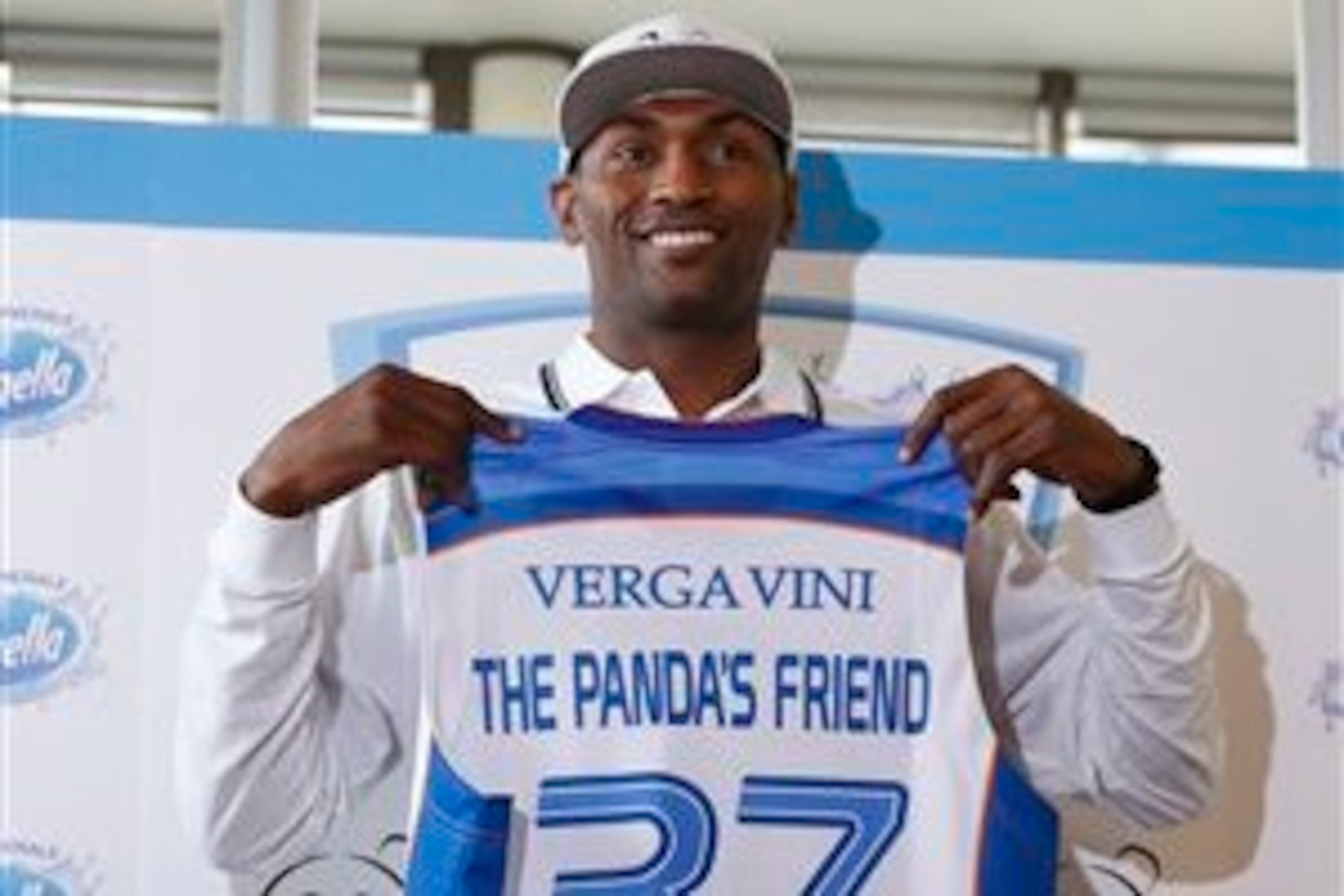 Metta World Peace could return to the NBA after spending time in Italy and China.
