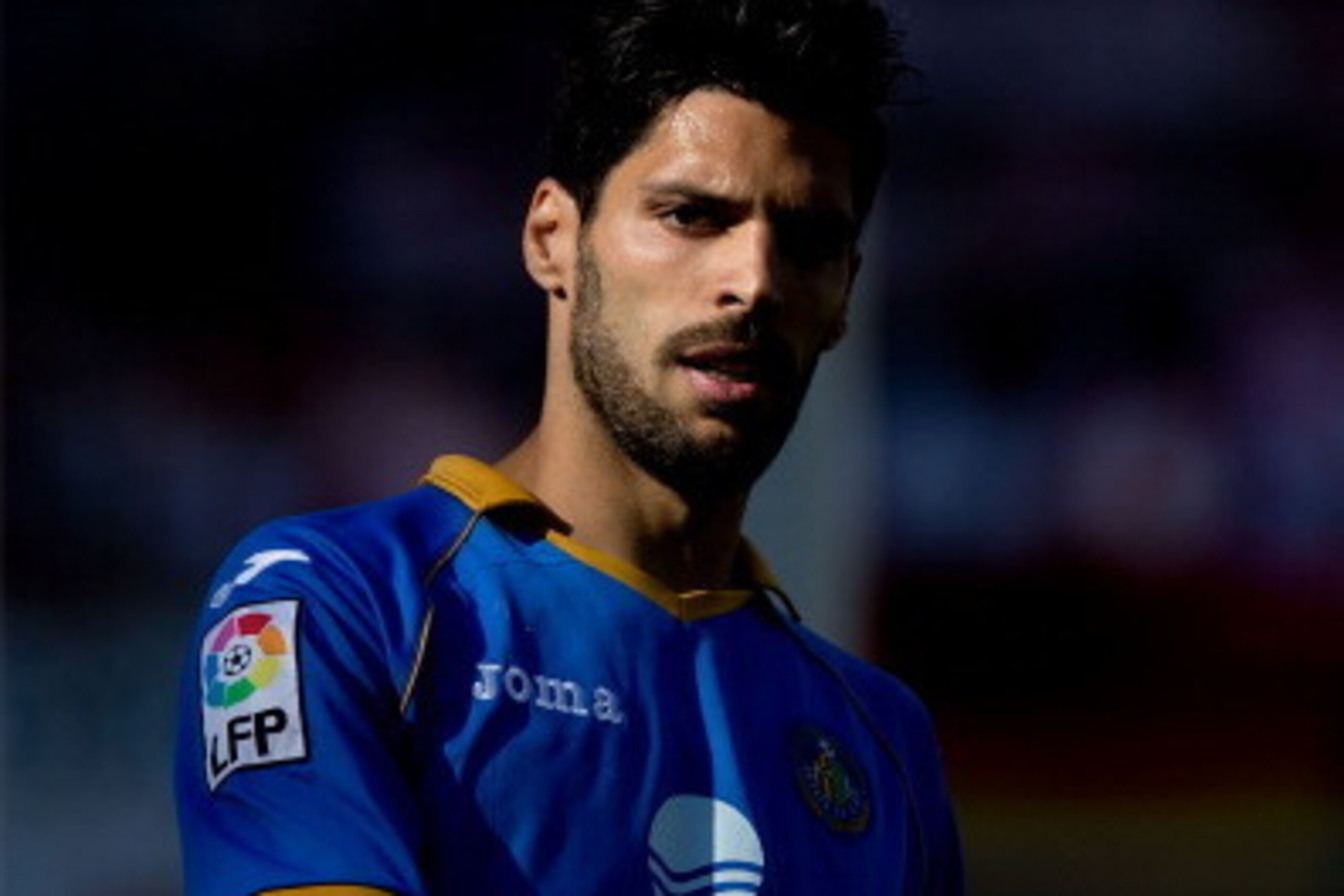 MADRID, SPAIN - MAY 18: Angel Lafita of Getafe CF looks on during the La Liga match between Rayo Vallecano de Madrid and Getafe CF at Estadio de Vallecas on May 18, 2014 in Madrid, Spain.  (Photo by Gonzalo Arroyo Moreno/Getty Images)