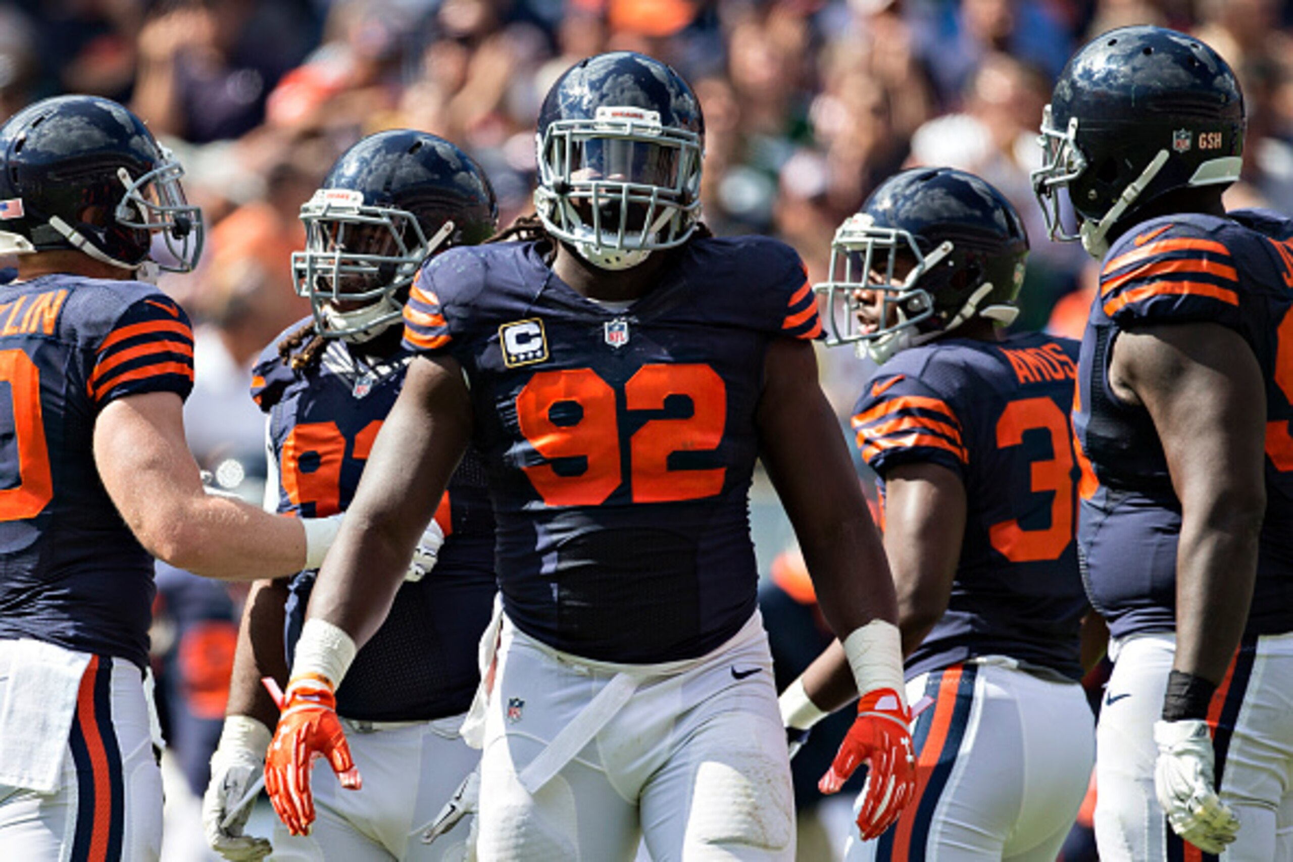 CHICAGO, IL - SEPTEMBER 13:  Pernell McPhee #92 of the Chicago Bears on the field during a time out against the Green Bay Packers at Soldier Field on September 13, 2015 in Chicago, Illinois.  The Packers defeated the Bears 31-23.  (Photo by Wesley Hitt/Ge