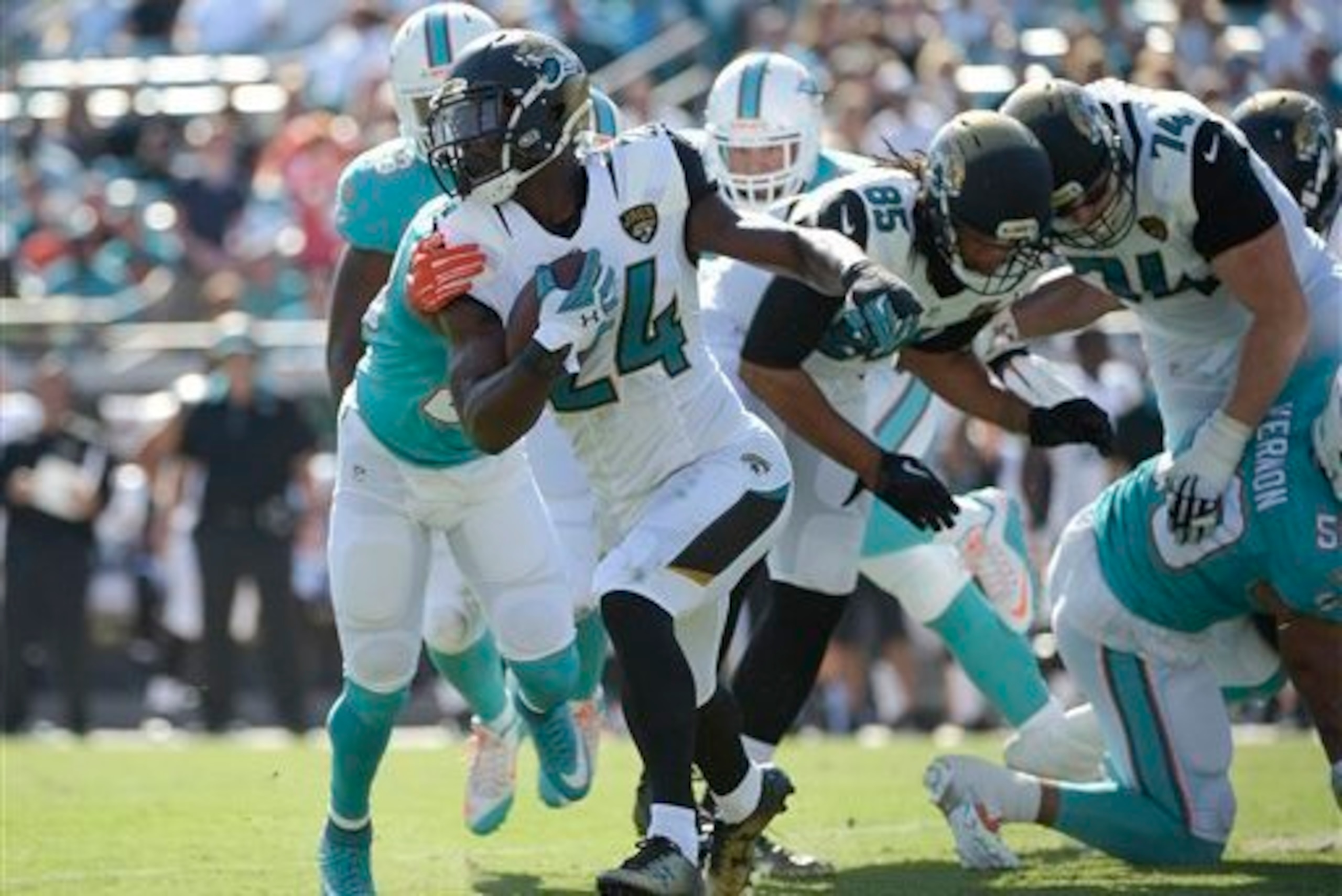 T.J. Yeldon should see more holes in Week 3, and his performance will be a key factor in Sunday's game.