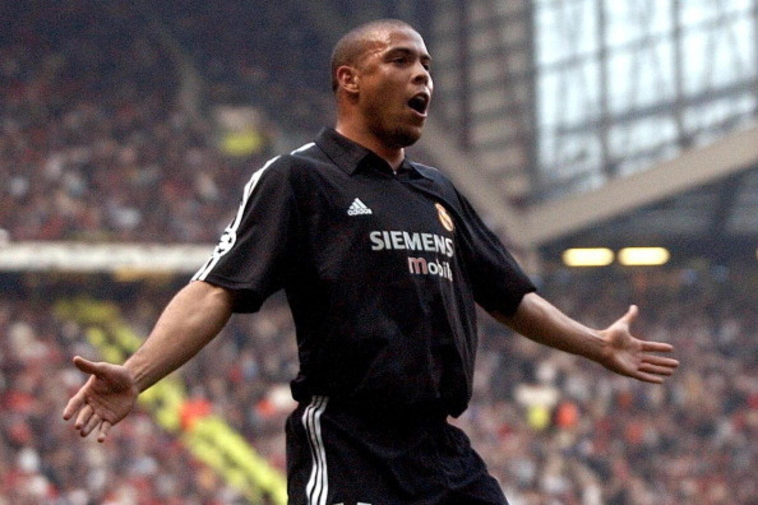 Real Madrid's Ronaldo celebrates after scoring against Manchester United during their UEFA Champions League quarter final 2nd leg at Old Trafford in Manchester 23 April 2003. AFP Photo Paul Barker (Photo credit should read PAUL BARKER/AFP/Getty Images) Real Madrid's Ronaldo celebrates after scoring against Manchester United during their UEFA Champions League quarter final 2nd leg at Old Trafford in Manchester 23 April 2003. AFP Photo Paul Barker (Photo credit should read PAUL BARKER/AFP/Getty Images)