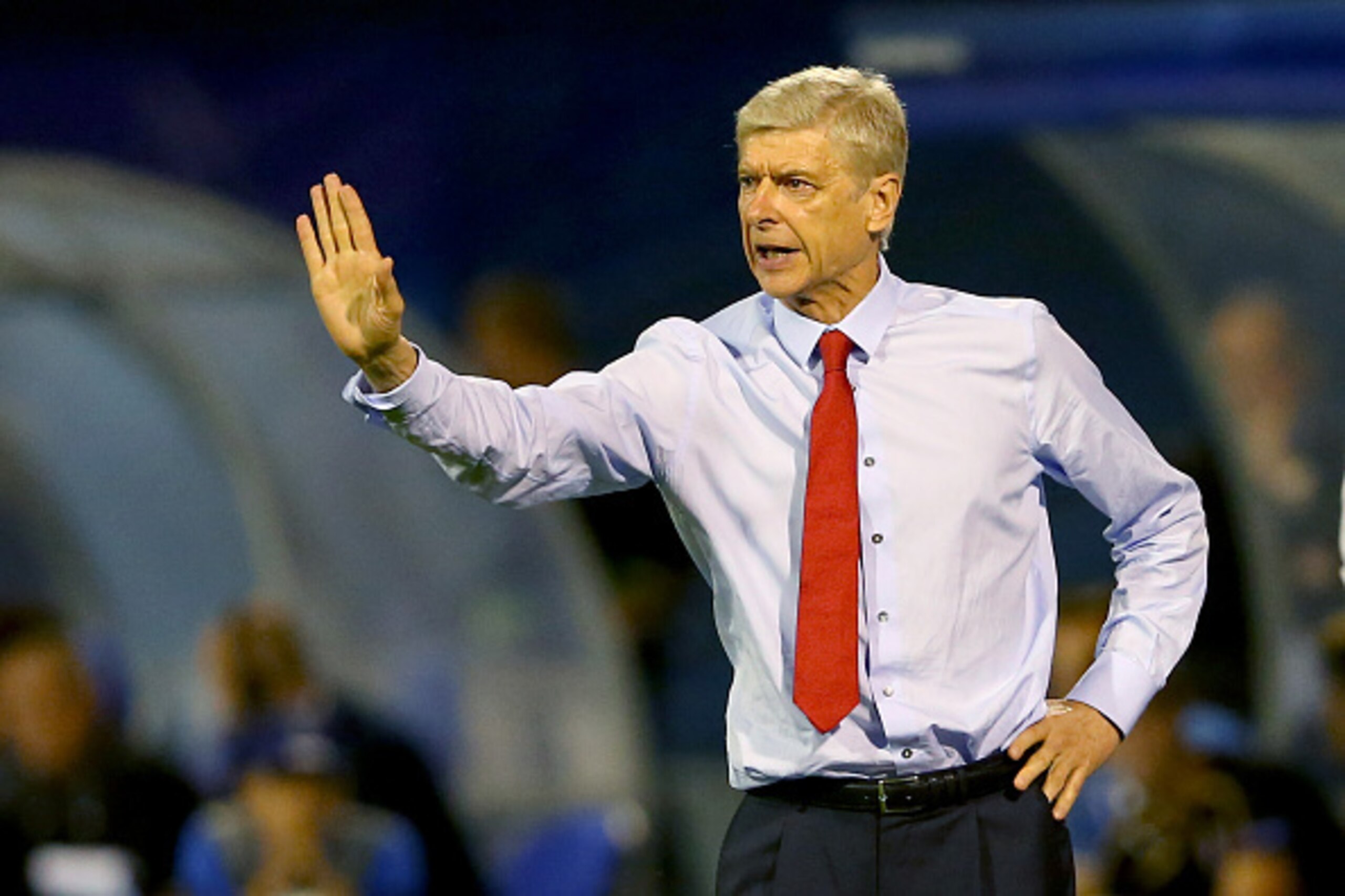 ZAGREB, CROATIA - SEPTEMBER 16:  Arsene Wenger, head coach of Arsenal London reacts during the UEFA Champions League Group F match between Dinamo Zagreb and Arsenal at Maksimir Stadium on September 16, 2015 in Zagreb, Croatia.  (Photo by Alexander Hassens