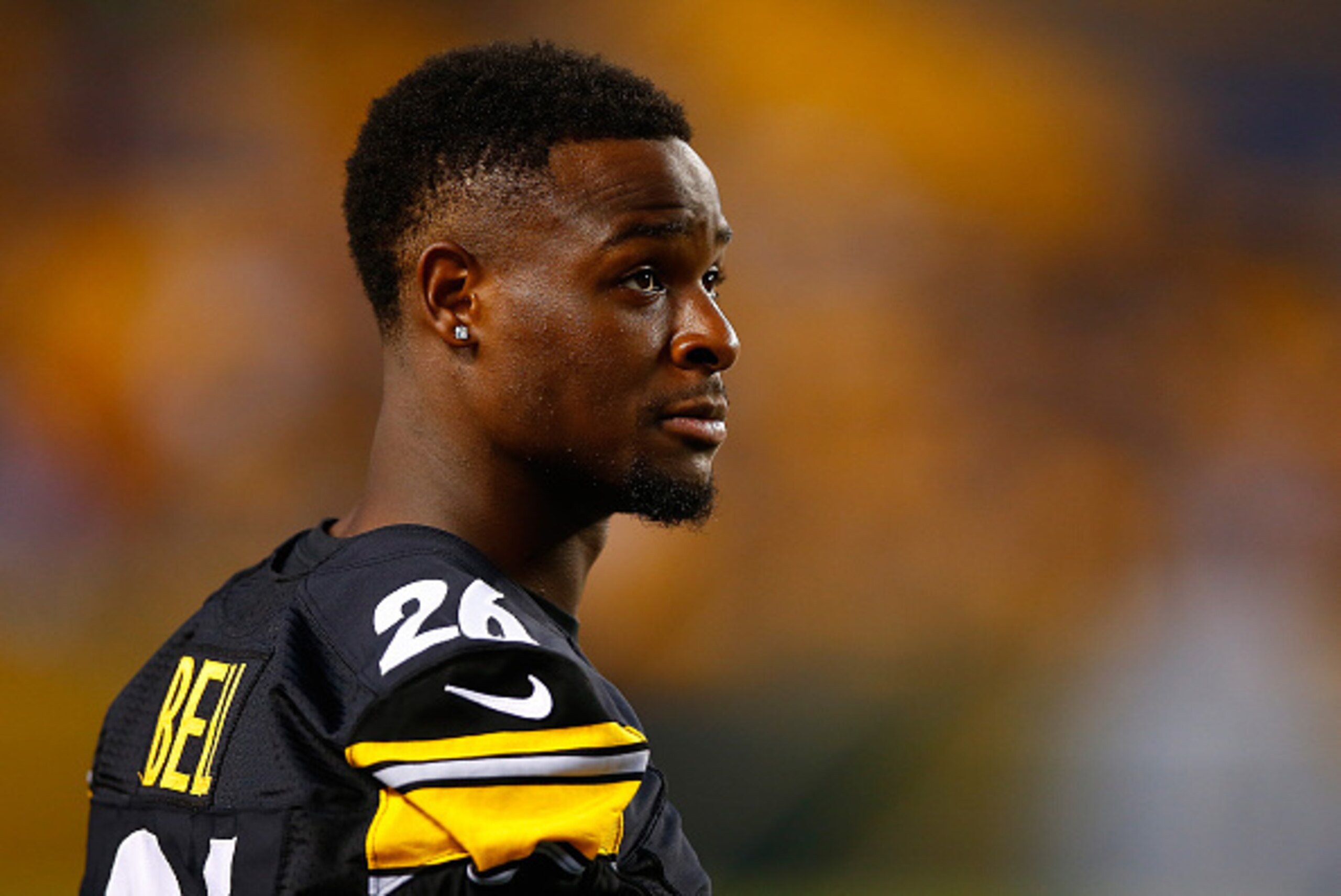 PITTSBURGH, PA - SEPTEMBER 03: Le'Veon Bell #26 of the Pittsburgh Steelers watches the game from the sideline in the first quarter against the Carolina Panthers during the preseason game at Heinz Field on September 3, 2015 in Pittsburgh, Pennsylvania.  (P