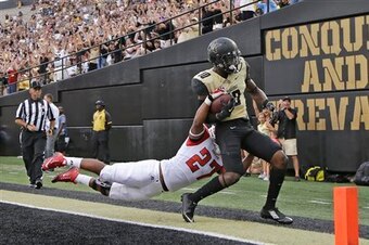 Sherfield scoring a touchdown.