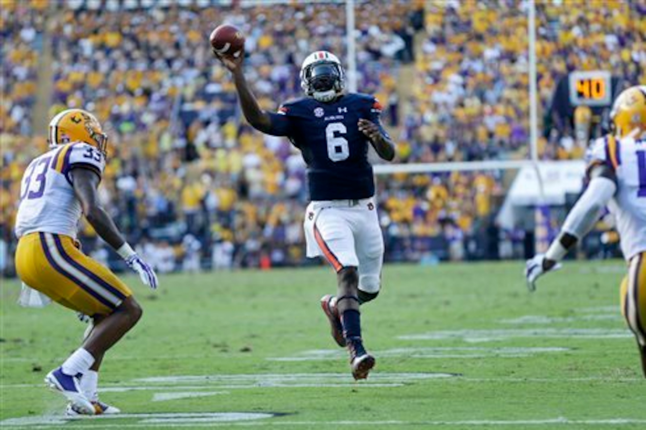 Auburn's Jeremy Johnson had a controversial touchdown pass against LSU this week.