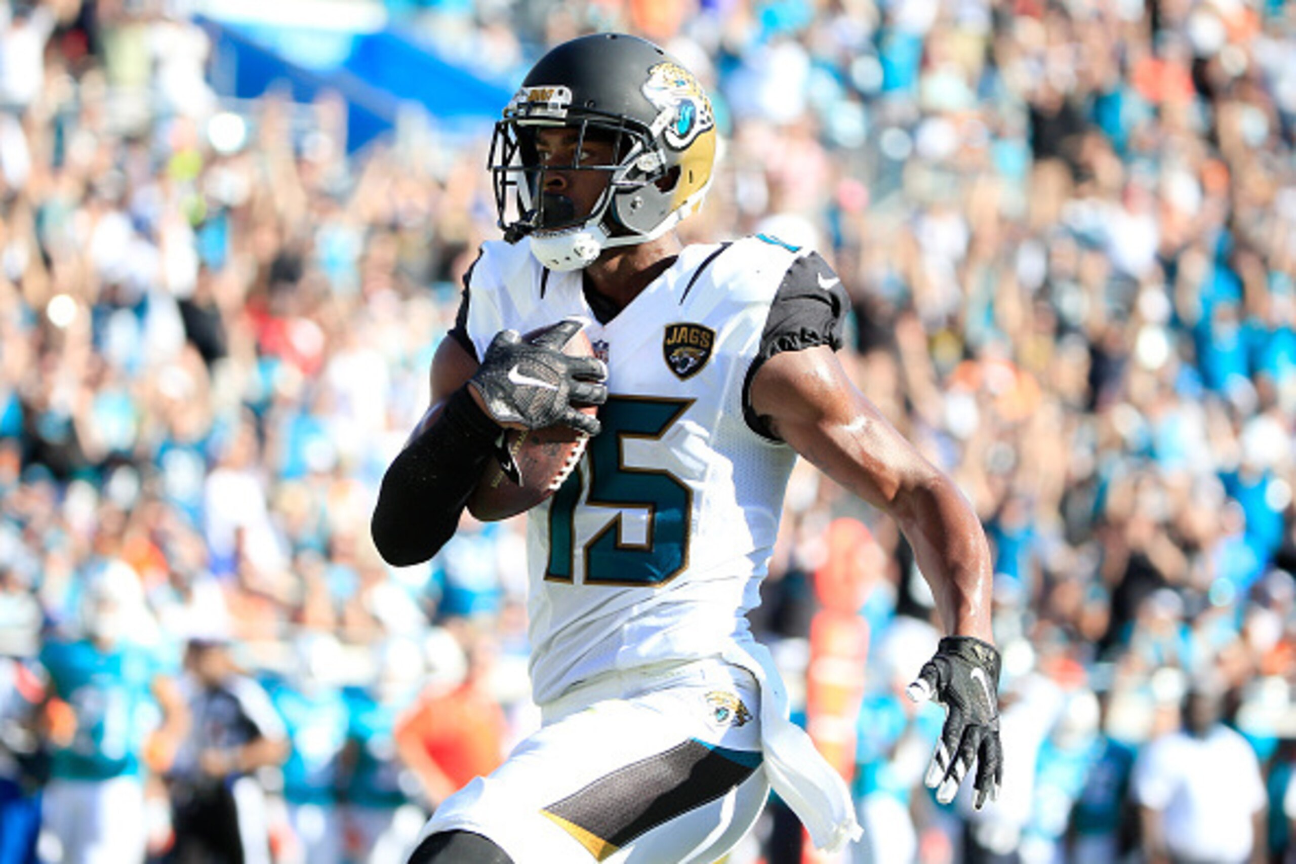 JACKSONVILLE, FL - SEPTEMBER 20:  Allen Robinson #15 of the Jacksonville Jaguars crosses the goal line for a touchdown during the game against the Miami Dolphins at EverBank Field on September 20, 2015 in Jacksonville, Florida.  (Photo by Sam Greenwood/Ge