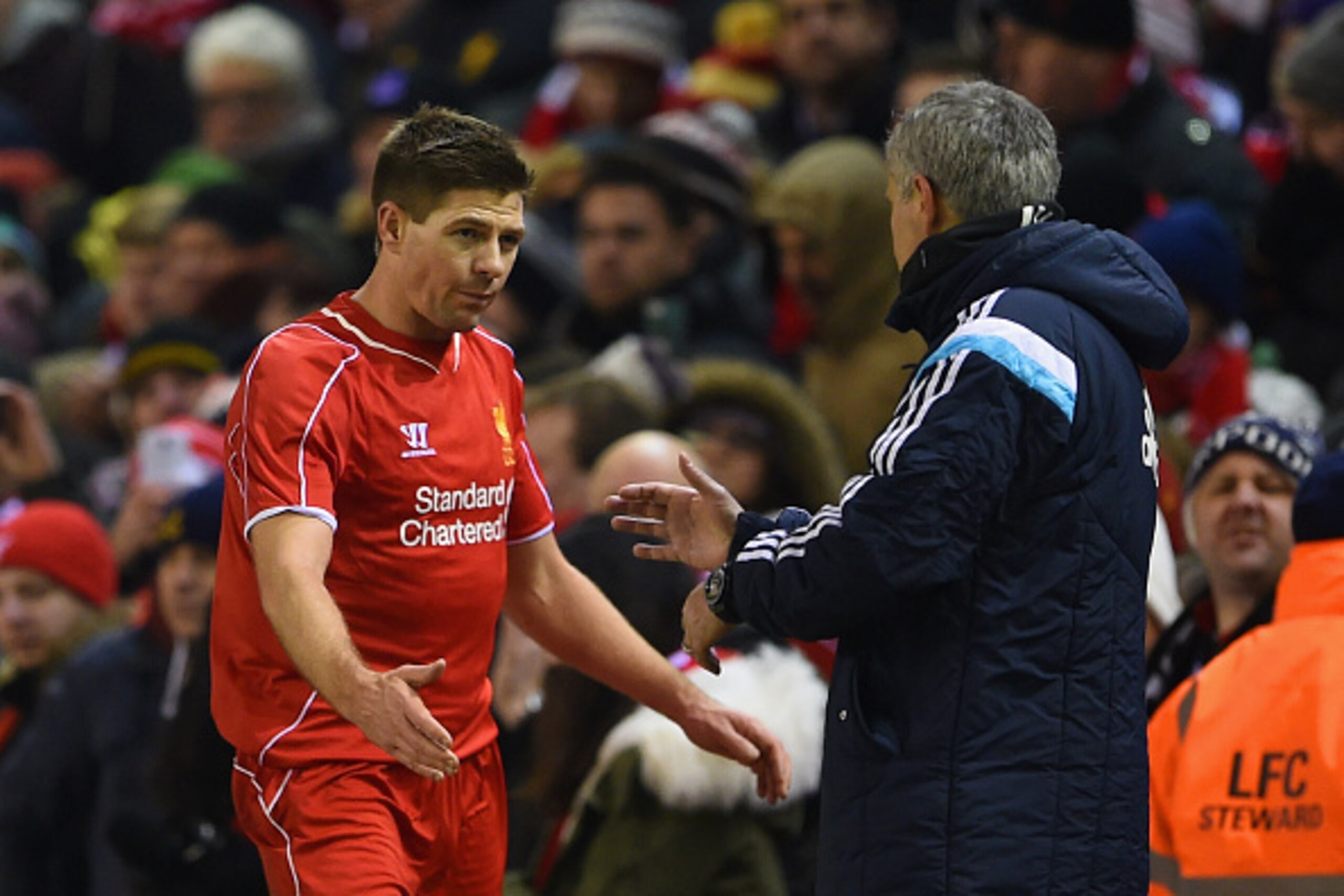 LIVERPOOL, ENGLAND - JANUARY 20: Steven Gerrard of Liverpool shakes hands with Jose Mourinho manager of Chelsea as he is substitued during the Capital One Cup Semi-Final first leg match between Liverpool and Chelsea at Anfield on January 20, 2015 in Live LIVERPOOL, ENGLAND - JANUARY 20: Steven Gerrard of Liverpool shakes hands with Jose Mourinho manager of Chelsea as he is substitued during the Capital One Cup Semi-Final first leg match between Liverpool and Chelsea at Anfield on January 20, 2015 in Live