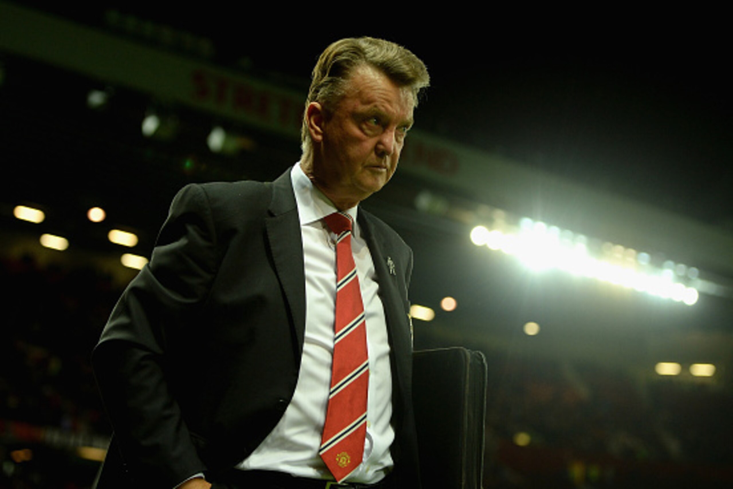 MANCHESTER, ENGLAND - SEPTEMBER 23:  Manchester United manager Louis van Gaal during the Capital One Cup Third Round match between Manchester United and Ipswich Town at Old Trafford on September 23, 2015 in Manchester, England.  (Photo by Gareth Copley/Ge