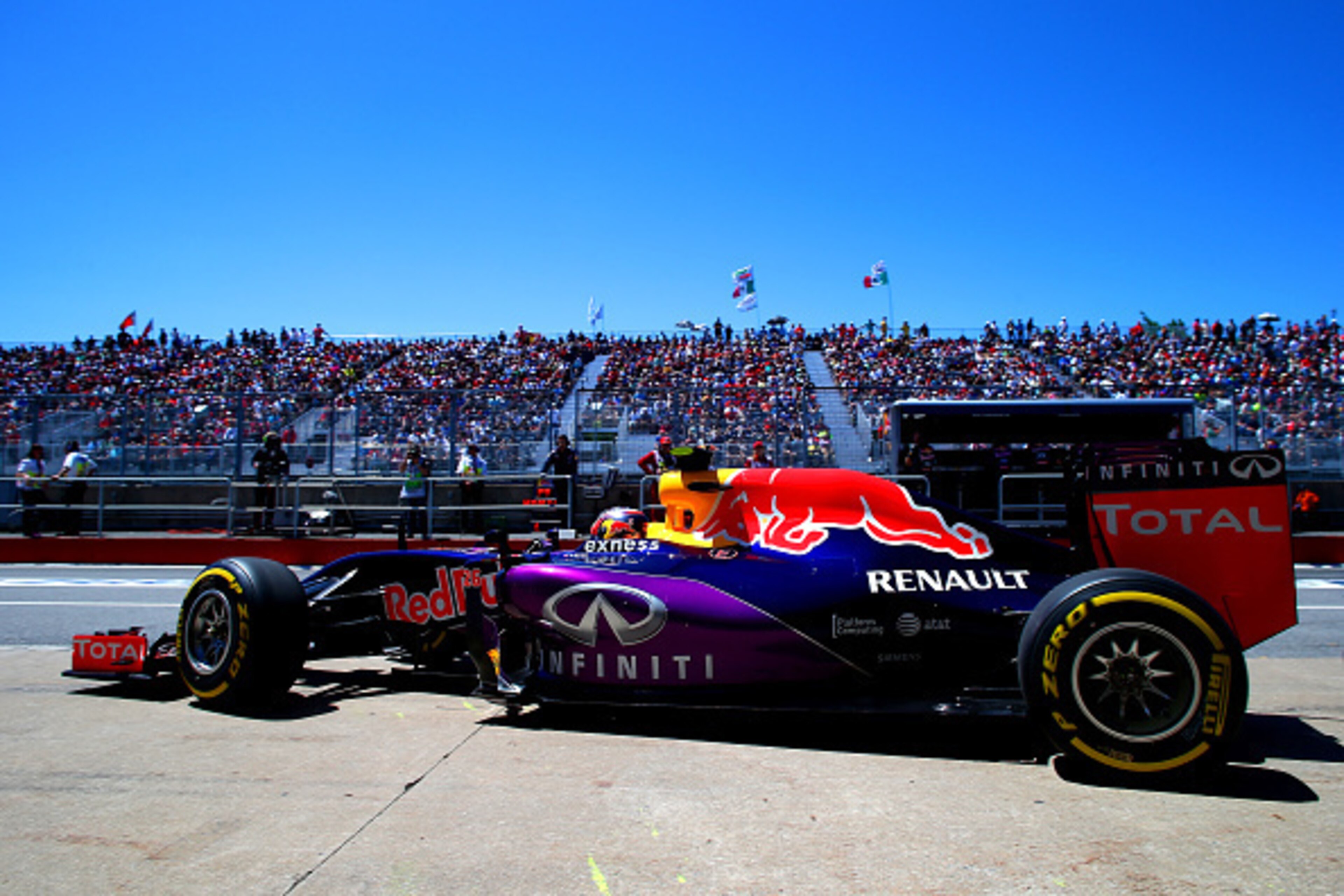MONTREAL, QC - JUNE 06:  Daniil Kvyat of Russia and Infiniti Red Bull Racing drives out of the team garage during qualifying for the Canadian Formula One Grand Prix at Circuit Gilles Villeneuve on June 6, 2015 in Montreal, Canada.  (Photo by Mark Thompson