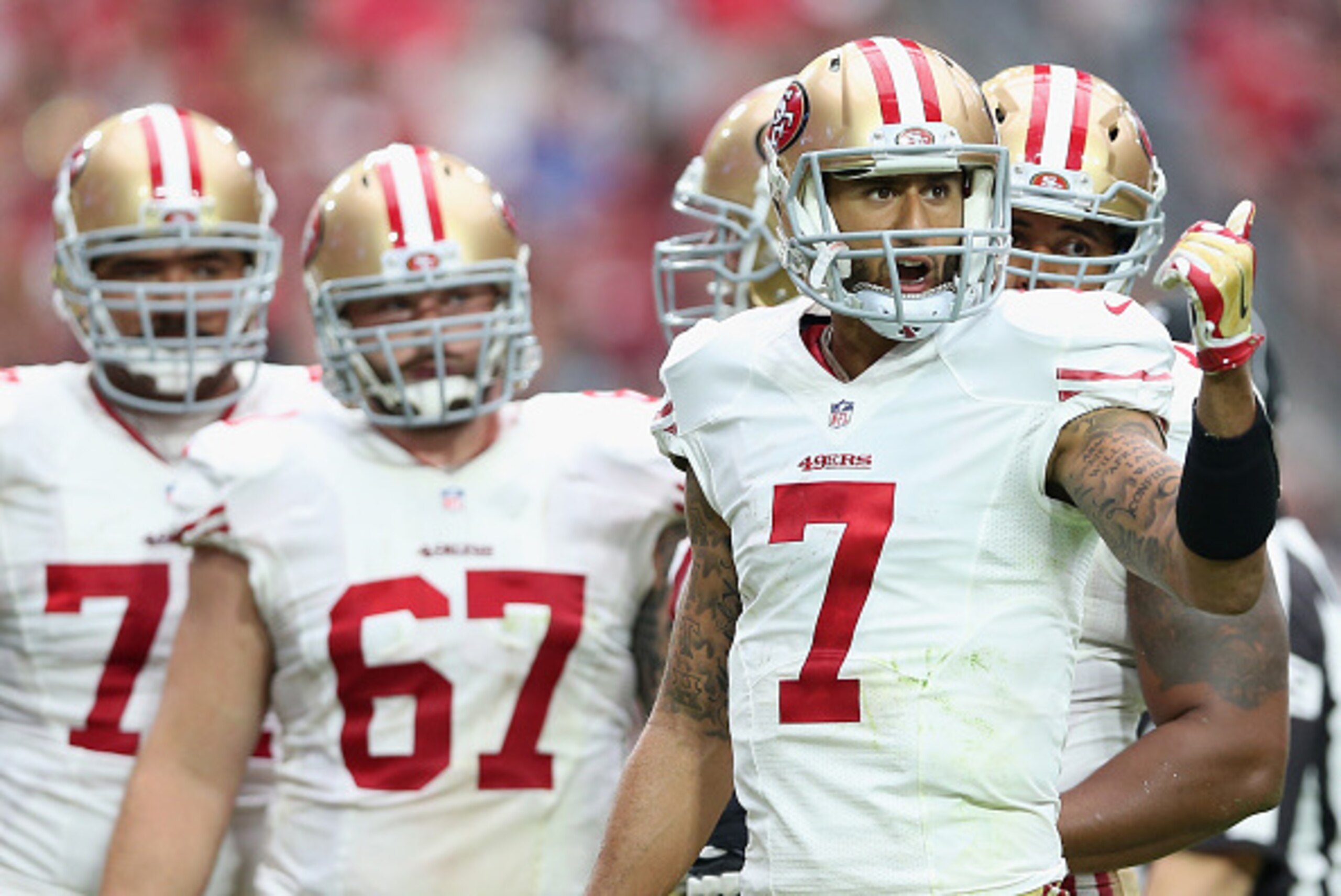 GLENDALE, AZ - SEPTEMBER 21:  Quarterback Colin Kaepernick #7 of the San Francisco 49ers during the NFL game against the Arizona Cardinals at the University of Phoenix Stadium on September 21, 2014 in Glendale, Arizona. The Cardinals defeated the 49ers 23
