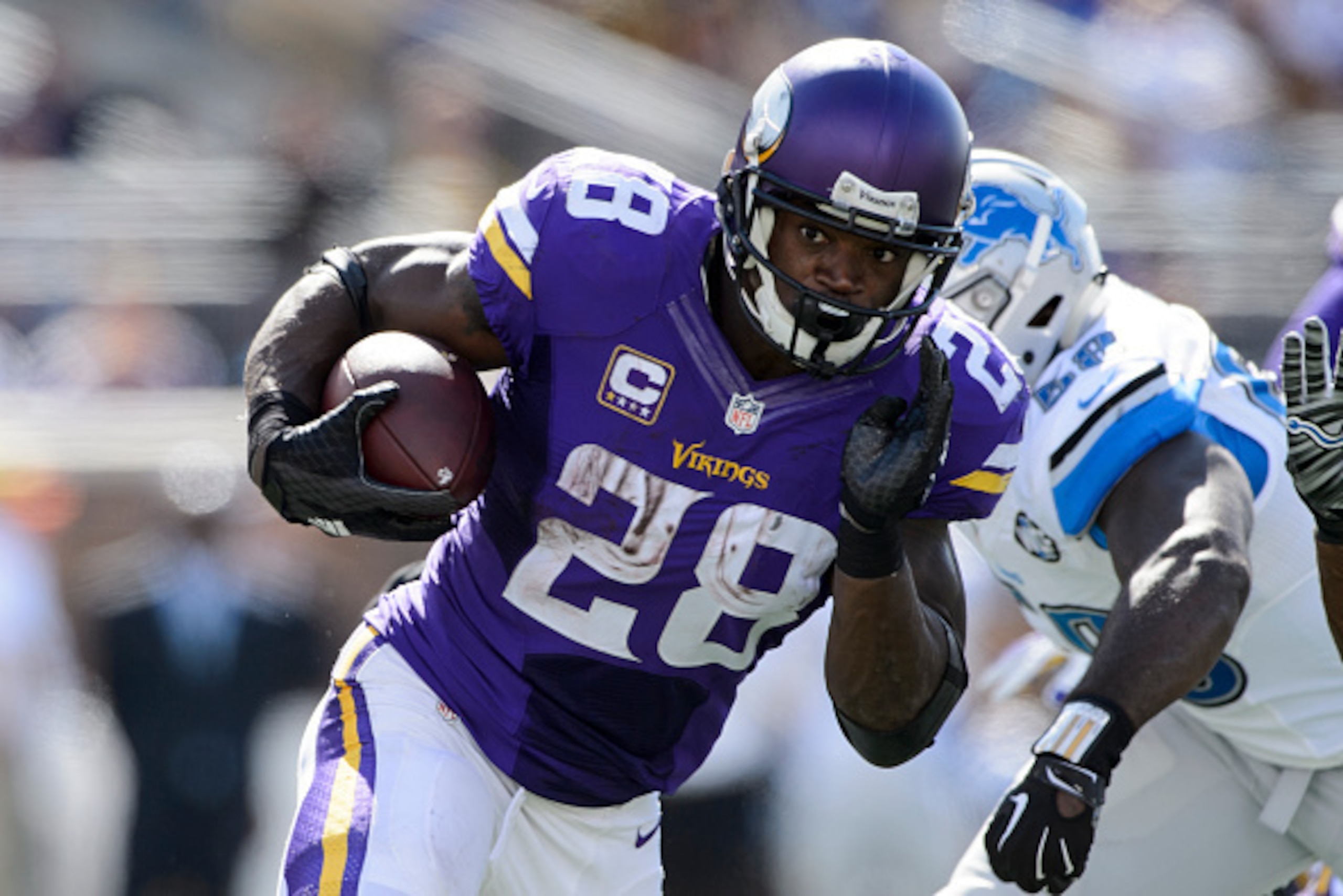 MINNEAPOLIS, MN - SEPTEMBER 20: Adrian Peterson #28 of the Minnesota Vikings carries the ball against the Detroit Lions during the game on August 20, 2015 at TCF Bank Stadium in Minneapolis, Minnesota. The Vikings defeated the Lions 26-16. (Photo by Hanna