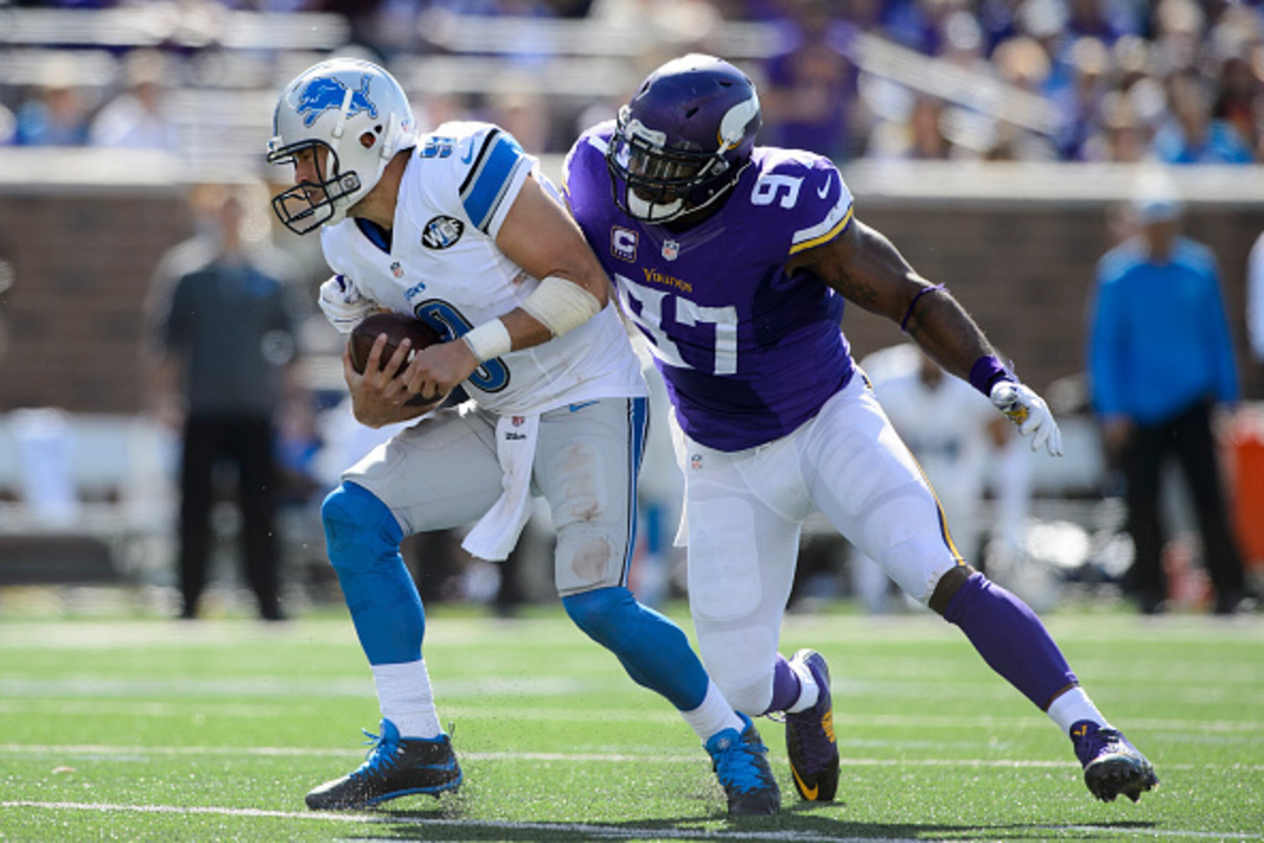 MINNEAPOLIS, MN - SEPTEMBER 20: Everson Griffen #97 of the Minnesota Vikings sacks Matthew Stafford #9 of the Detroit Lions during the game on August 20, 2015 at TCF Bank Stadium in Minneapolis, Minnesota. The Vikings defeated the Lions 26-16. (Photo by H
