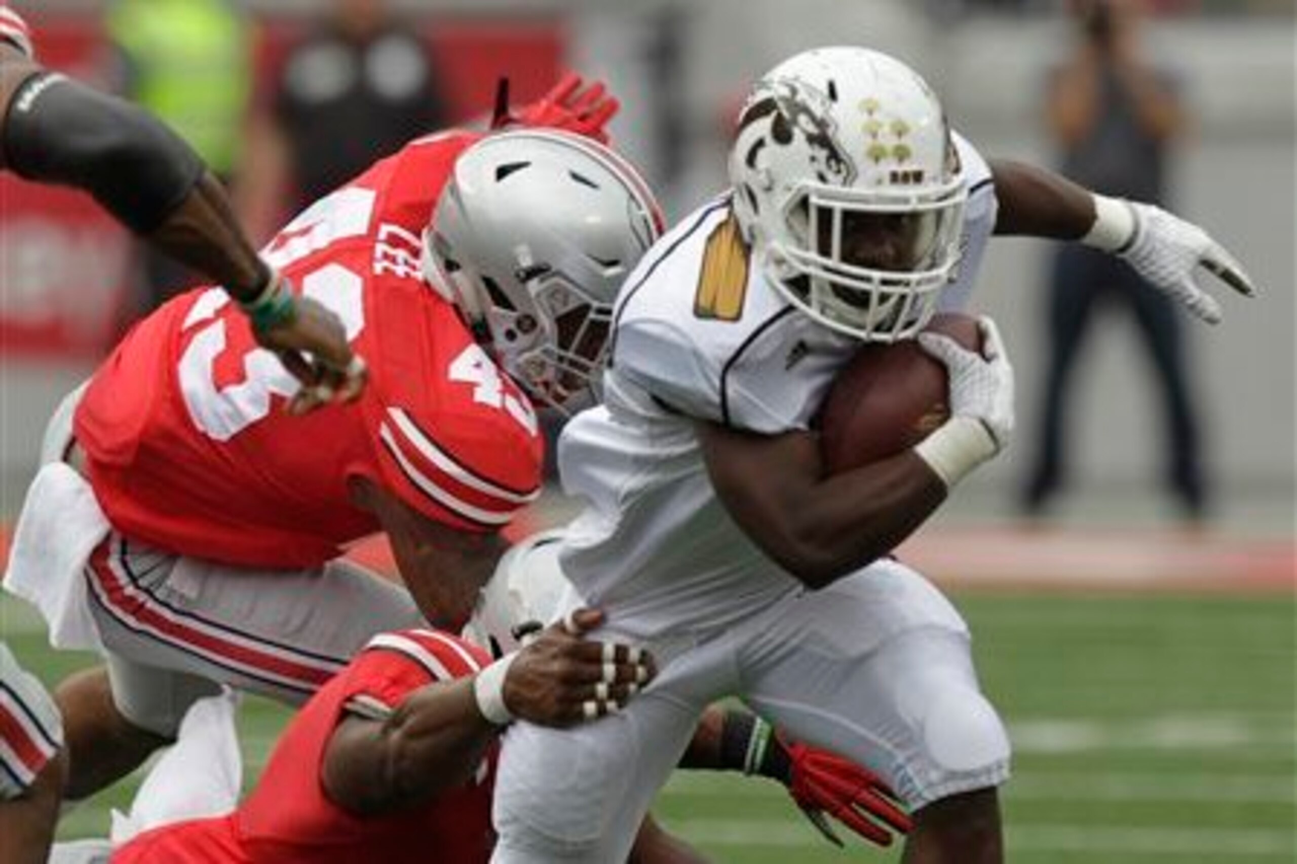 Ohio State linebacker Darron Lee