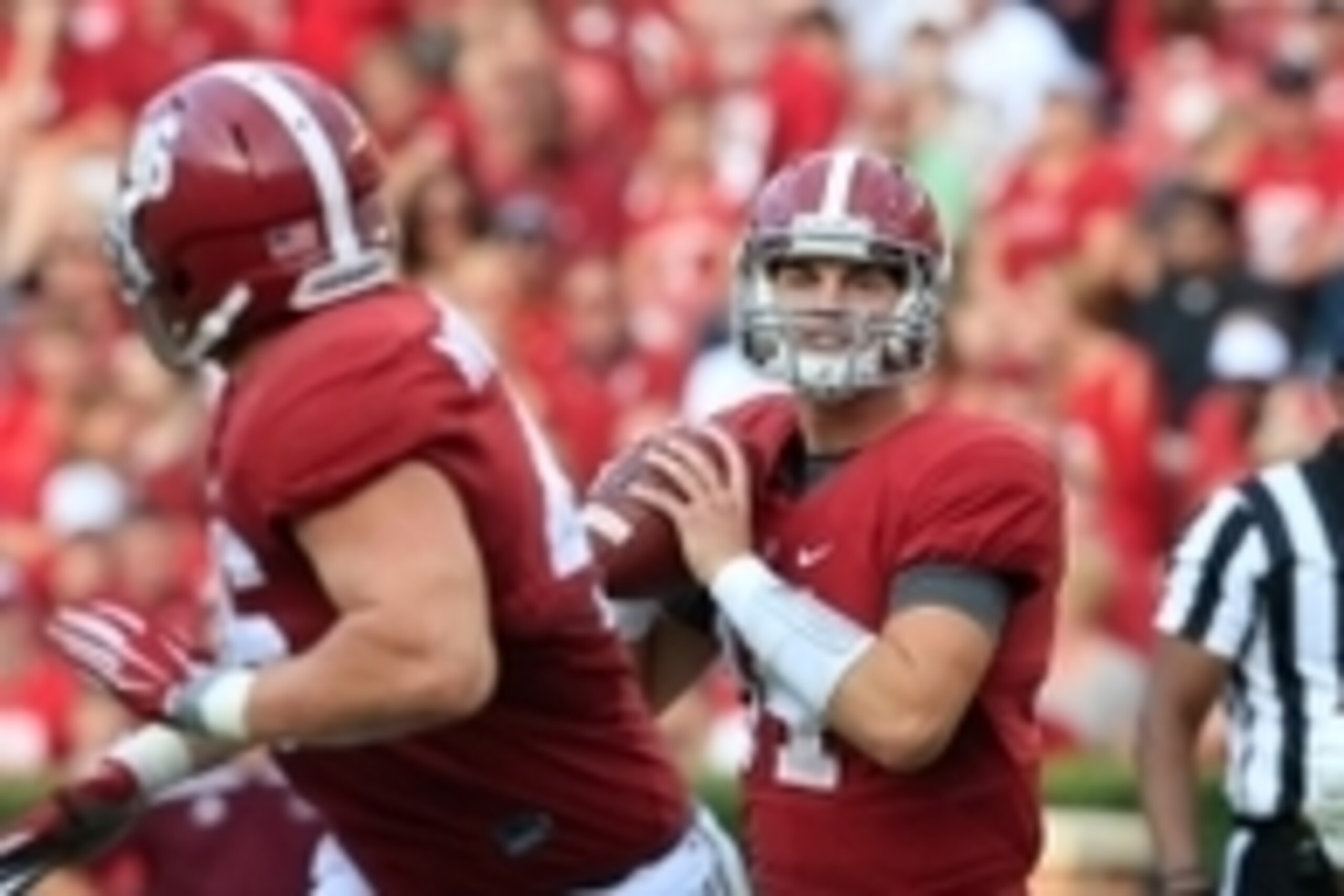 Sep 26, 2015; Tuscaloosa, AL, USA; Alabama Crimson Tide quarterback Jake Coker (14) looks to pass to tight end Michael Nysewander (46) against the Louisiana Monroe Warhawks at Bryant-Denny Stadium. The Tide defeated the Warhawks 34-0. Mandatory Credit: Ma