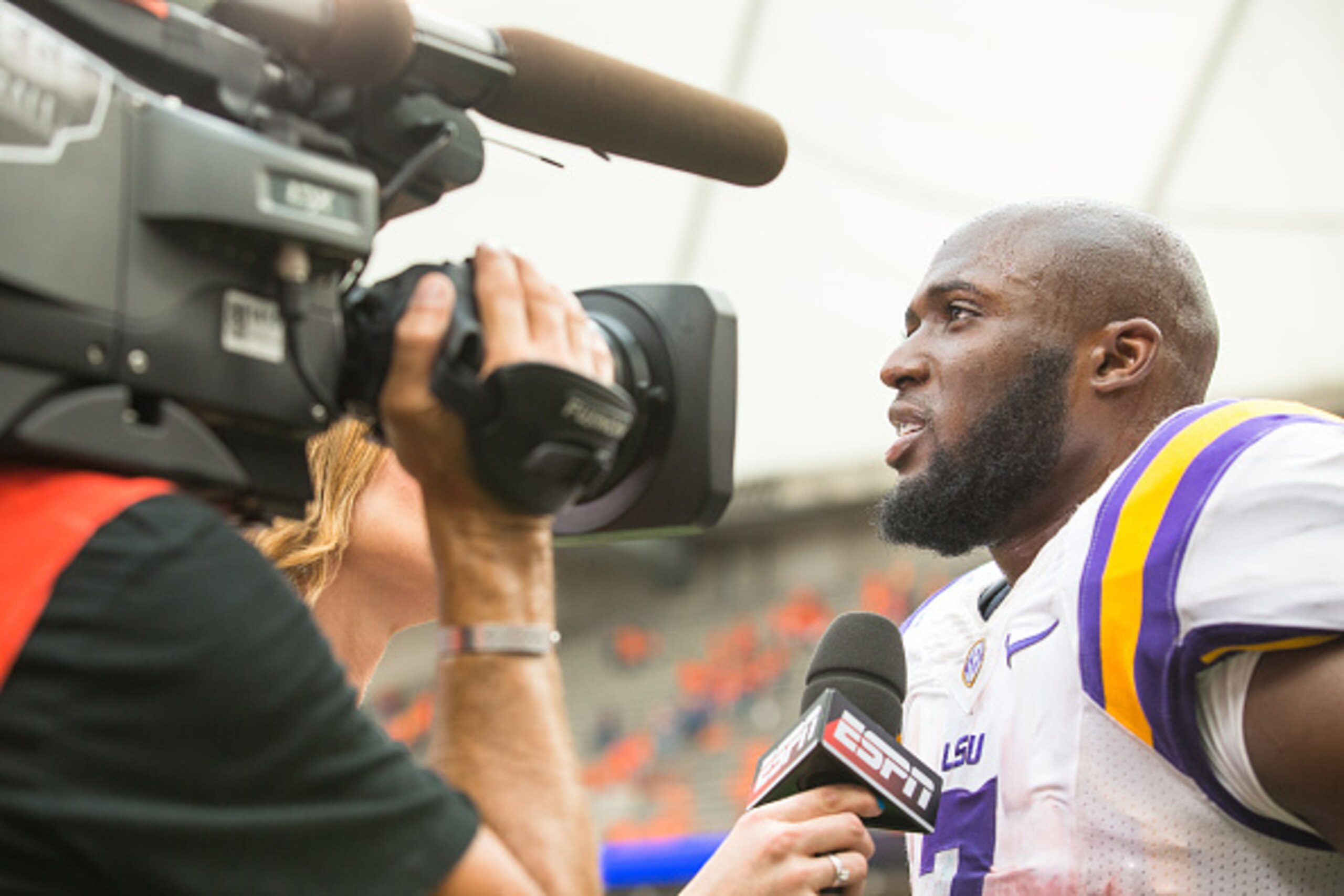 SYRACUSE, NY - SEPTEMBER 26:  Leonard Fournette #7 of the LSU Tigers is interviewed by ESPN after the game against the Syracuse Orange on September 26, 2015 at The Carrier Dome in Syracuse, New York.  LSU defeats Syracuse 34-24.  (Photo by Brett Carlsen/G