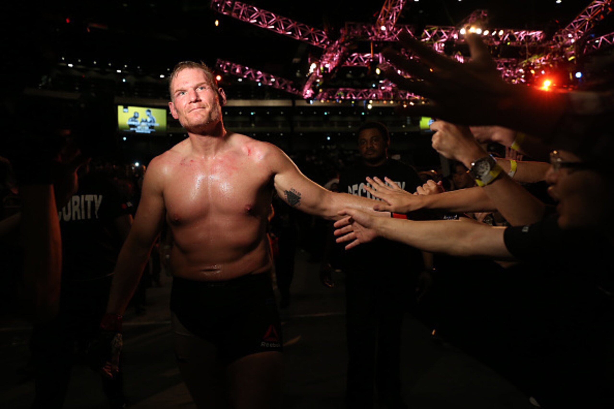 SAITAMA, JAPAN - SEPTEMBER 27:  Josh Barnett of USA celebrates with fans after win over Roy Nelson of USA in their heavyweight bought during UFC Fight Night at Saitama Super Arena on September 27, 2015 in Saitama, Japan.  (Photo by Ken Ishii/Getty Images)