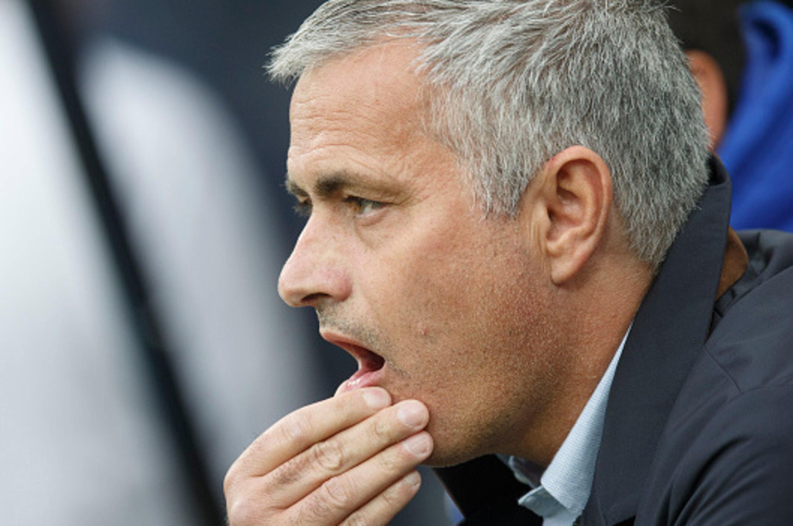 NEWCASTLE UPON TYNE, ENGLAND - SEPTEMBER 26: Jose Mourinho Manager of Chelsea during the Barclays Premier League match between Newcastle United and Chelsea at St James' Park on September 26, 2015 in Newcastle upon Tyne, United Kingdom.  (Photo by Steve We