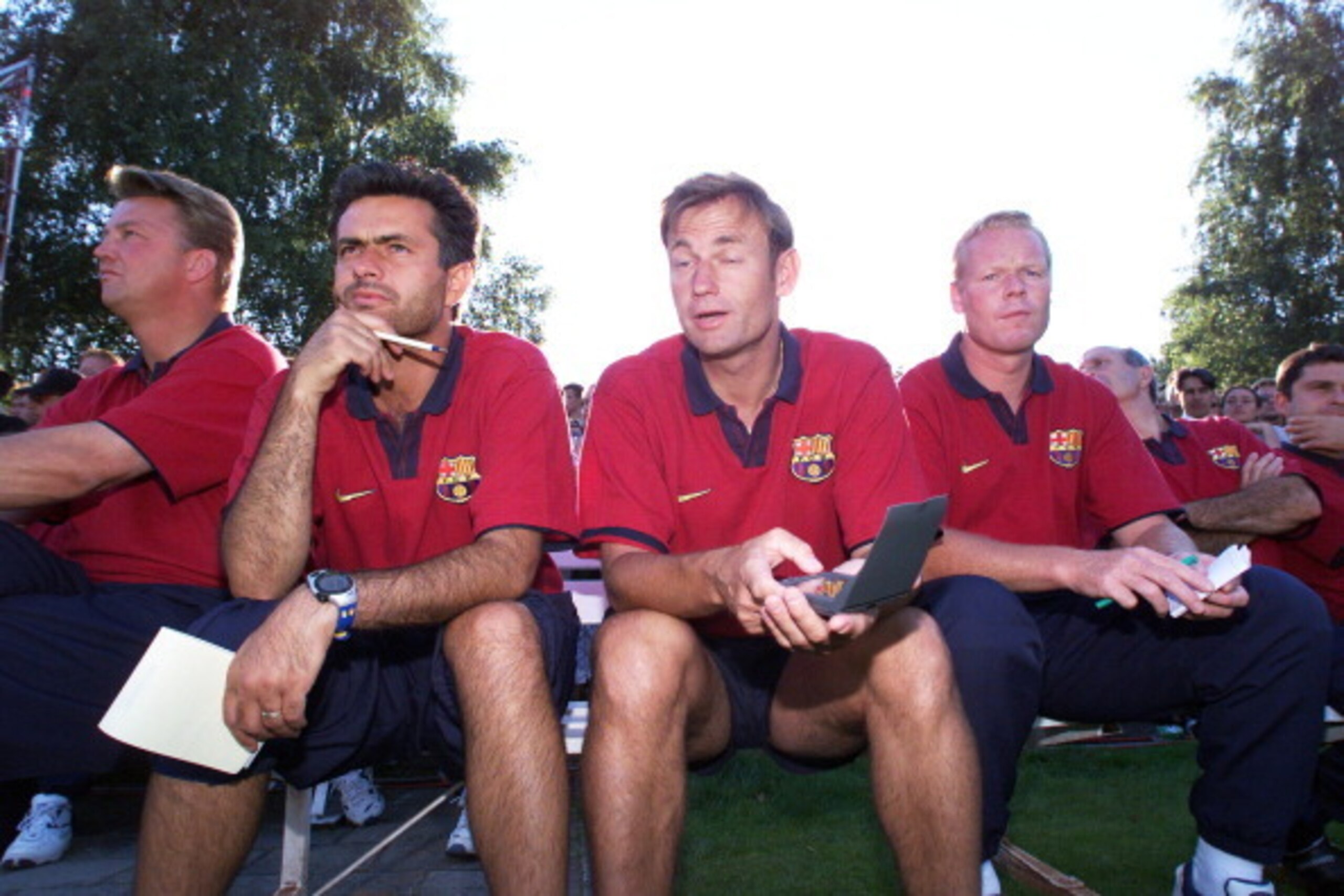 (L-R) FC Barcelona coach Louis van Gaal,  assistant trainer Jose Mourinho, keeperstrainer Frans Hoek and assistent coach Ronald Koeman during a friendly match of FC Barcelona on July 29, 1999 in Amsterdam, The Netherlands. (Photo by VI Images via Getty Im