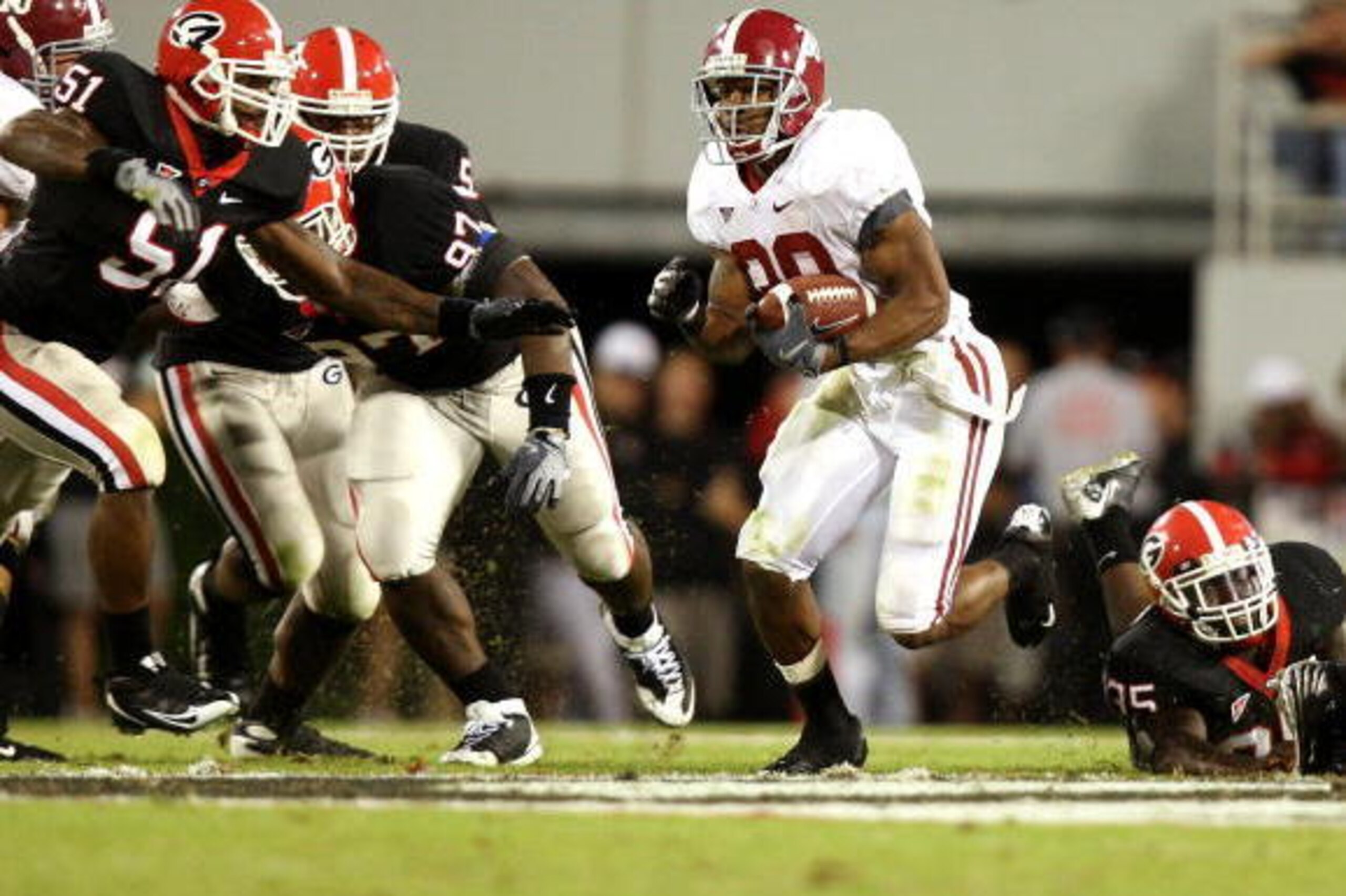 ATHENS, GA - SEPTEMBER 27:  Running back Glen Coffee #38 of the Alabama Crimson Tide look for room to run while taking on the Georgia Bulldogs at Sanford Stadium on September 27, 2008 in Athens, Georgia.  (Photo by Doug Benc/Getty Images)