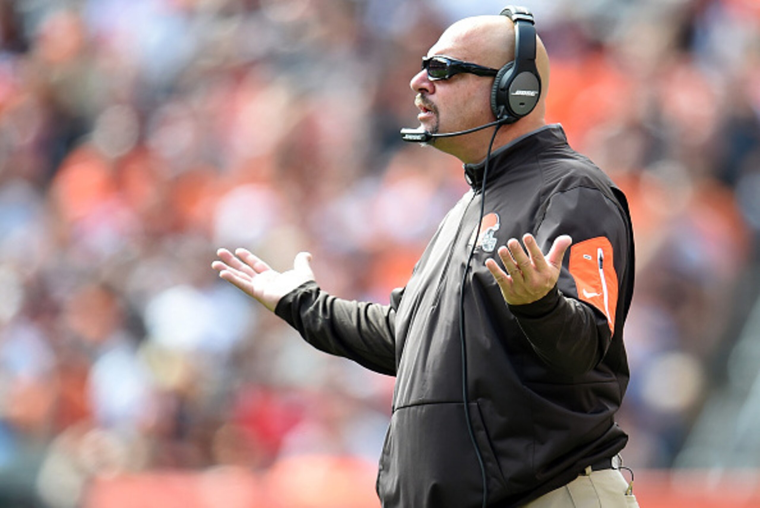 CLEVELAND, OH - SEPTEMBER 27:  Head coach Mike Pettine of the Cleveland Browns argues a call during the second quarter against the Oakland Raiders at FirstEnergy Stadium on September 27, 2015 in Cleveland, Ohio.  (Photo by Jason Miller/Getty Images)