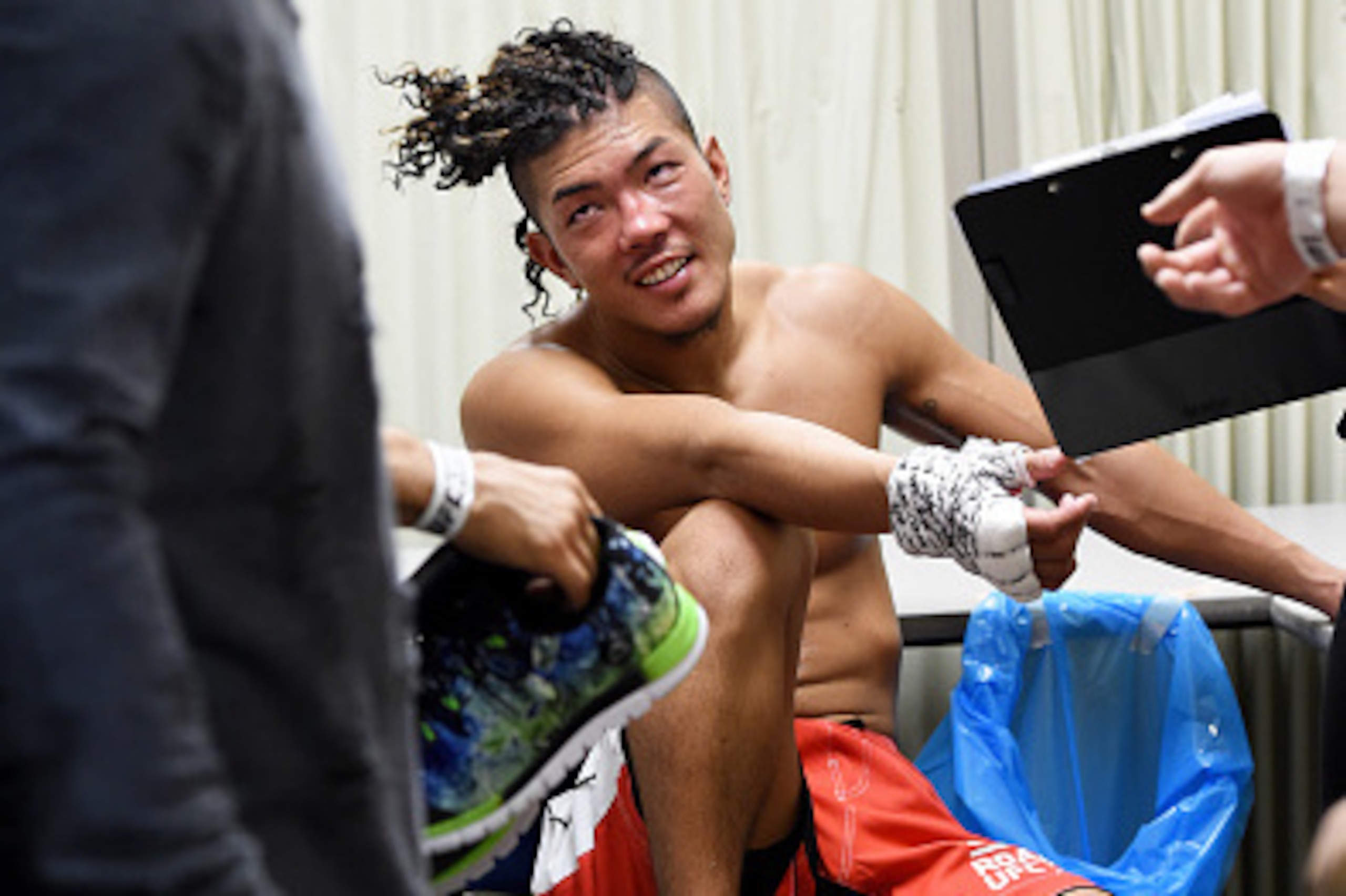 SAITAMA, JAPAN - SEPTEMBER 27: Teruto Ishihara of Japan after his fight which was a majority draw backstage during the UFC event at the Saitama Super Arena on September 27, 2015 in Saitama, Japan. (Photo by Mike Roach/Zuffa LLC/Zuffa LLC via Getty Images SAITAMA, JAPAN - SEPTEMBER 27: Teruto Ishihara of Japan after his fight which was a majority draw backstage during the UFC event at the Saitama Super Arena on September 27, 2015 in Saitama, Japan. (Photo by Mike Roach/Zuffa LLC/Zuffa LLC via Getty Images