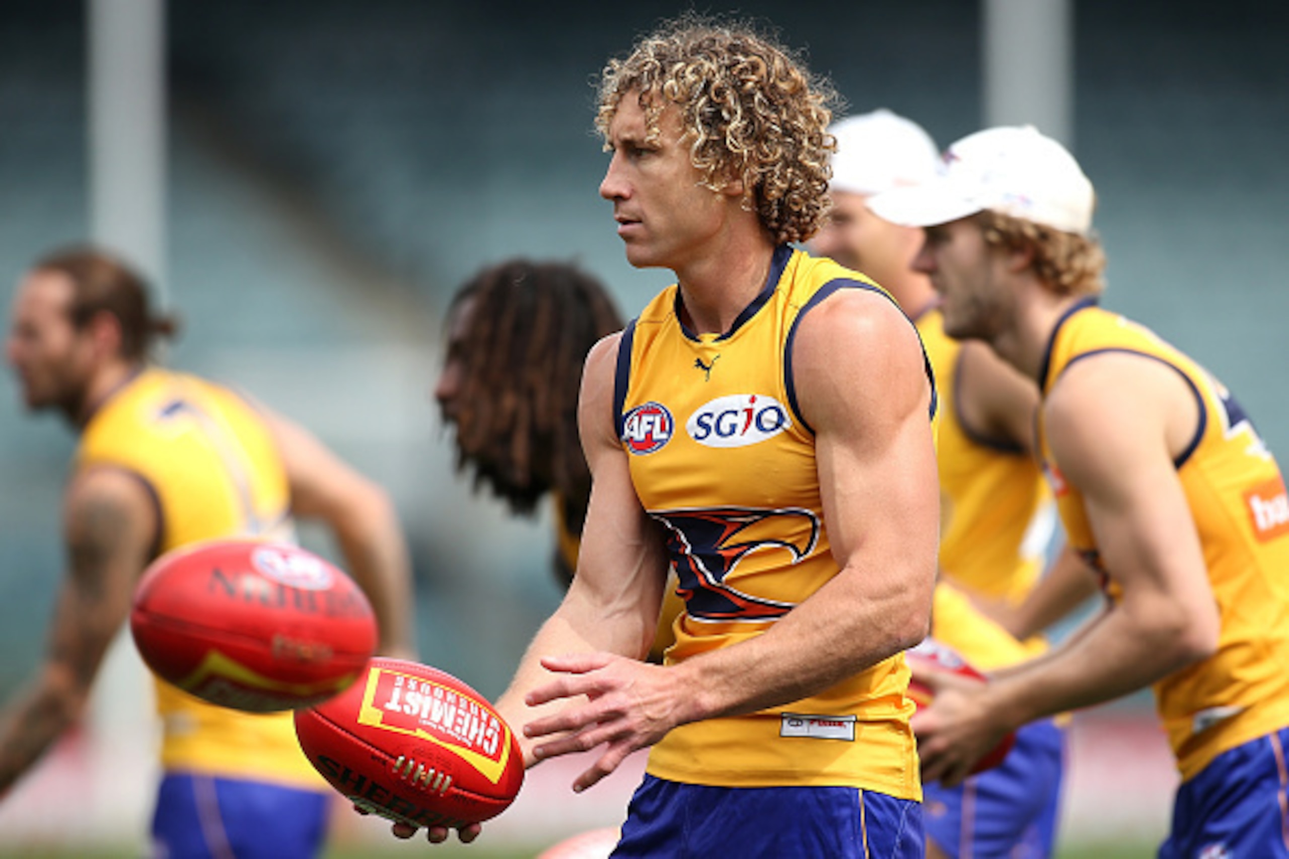 PERTH, AUSTRALIA - SEPTEMBER 29: Matt Priddis works on a handball drill during a West Coast Eagles AFL training session at Domain Stadium on September 29, 2015 in Perth, Australia. (Photo by Paul Kane/Getty Images) PERTH, AUSTRALIA - SEPTEMBER 29: Matt Priddis works on a handball drill during a West Coast Eagles AFL training session at Domain Stadium on September 29, 2015 in Perth, Australia. (Photo by Paul Kane/Getty Images)