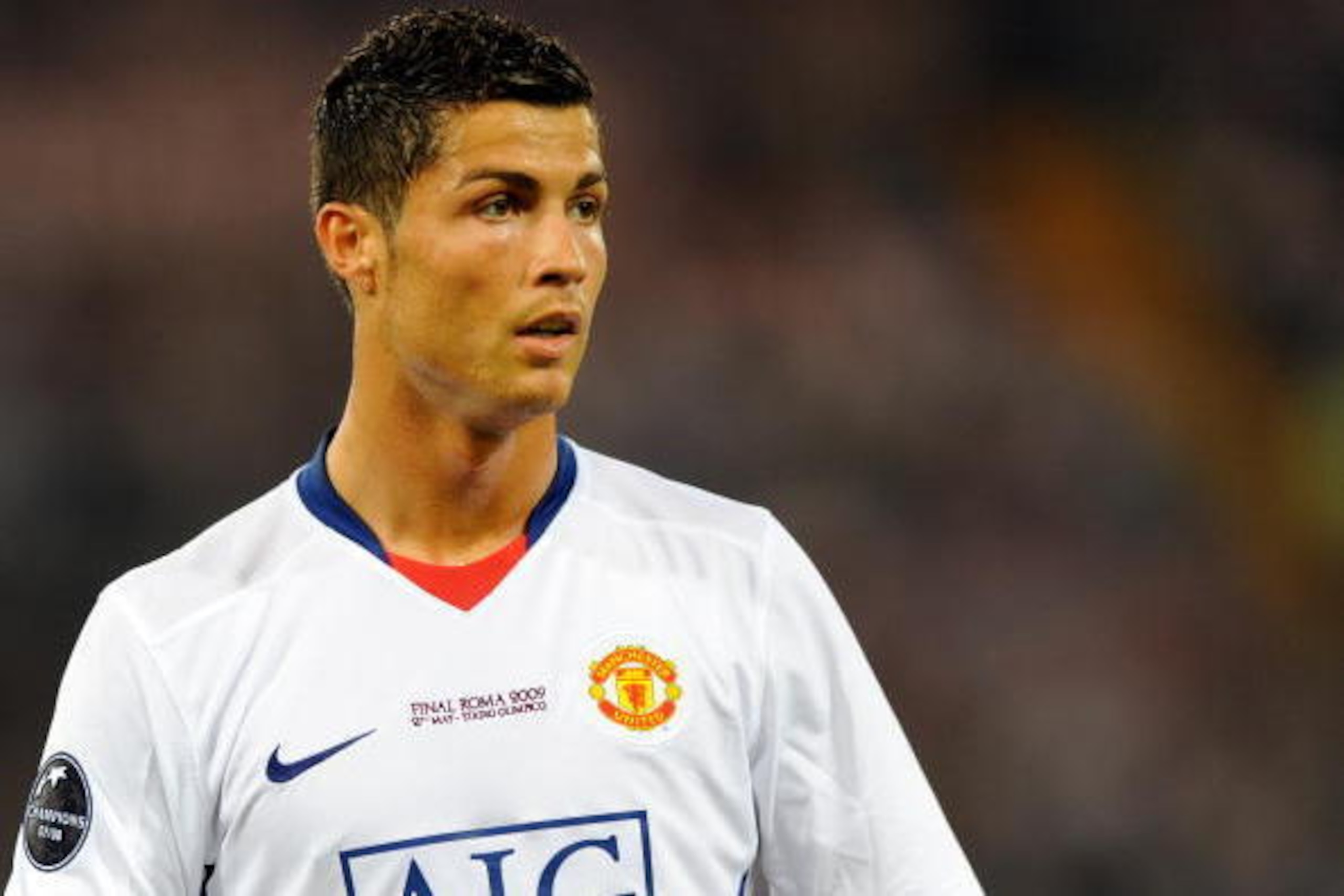ROME - MAY 27: Cristiano Ronaldo of Manchester United during the UEFA Champions League Final match between Barcelona and Manchester United at the Stadio Olimpico on May 27, 2009 in Rome, Italy. (Photo by Claudio Villa/Getty Images)