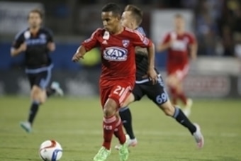 Sep 12, 2015; Dallas, TX, USA; FC Dallas midfielder Michael Barrios (21) controls the ball against New York City FC at Toyota Stadium. Dallas beat New York 2-1. Mandatory Credit: Matthew Emmons-USA TODAY Sports Sep 12, 2015; Dallas, TX, USA; FC Dallas midfielder Michael Barrios (21) controls the ball against New York City FC at Toyota Stadium. Dallas beat New York 2-1. Mandatory Credit: Matthew Emmons-USA TODAY Sports